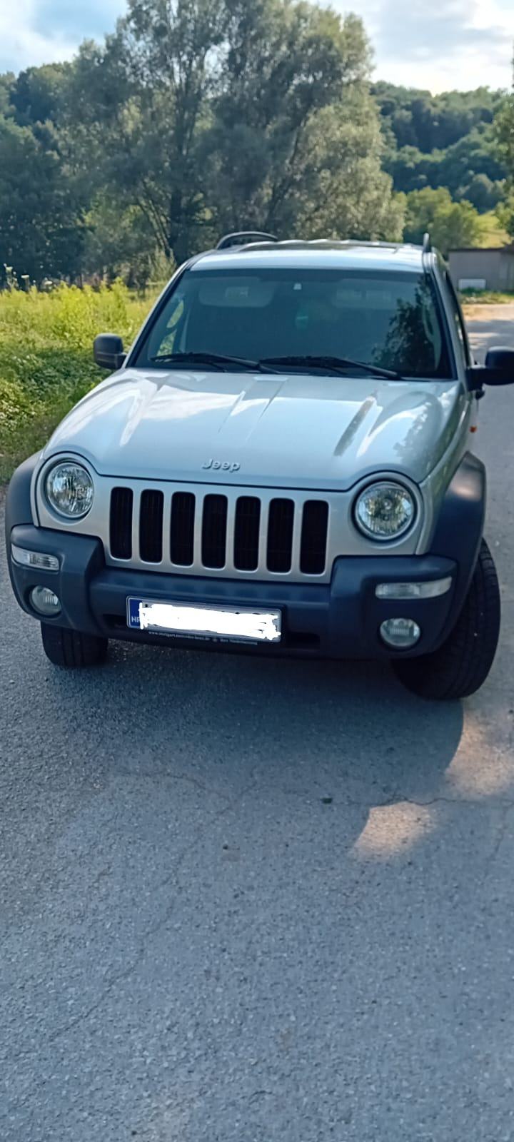 Jeep Cherokee 2,5 CRD Sport 43000 km, fotografija 4