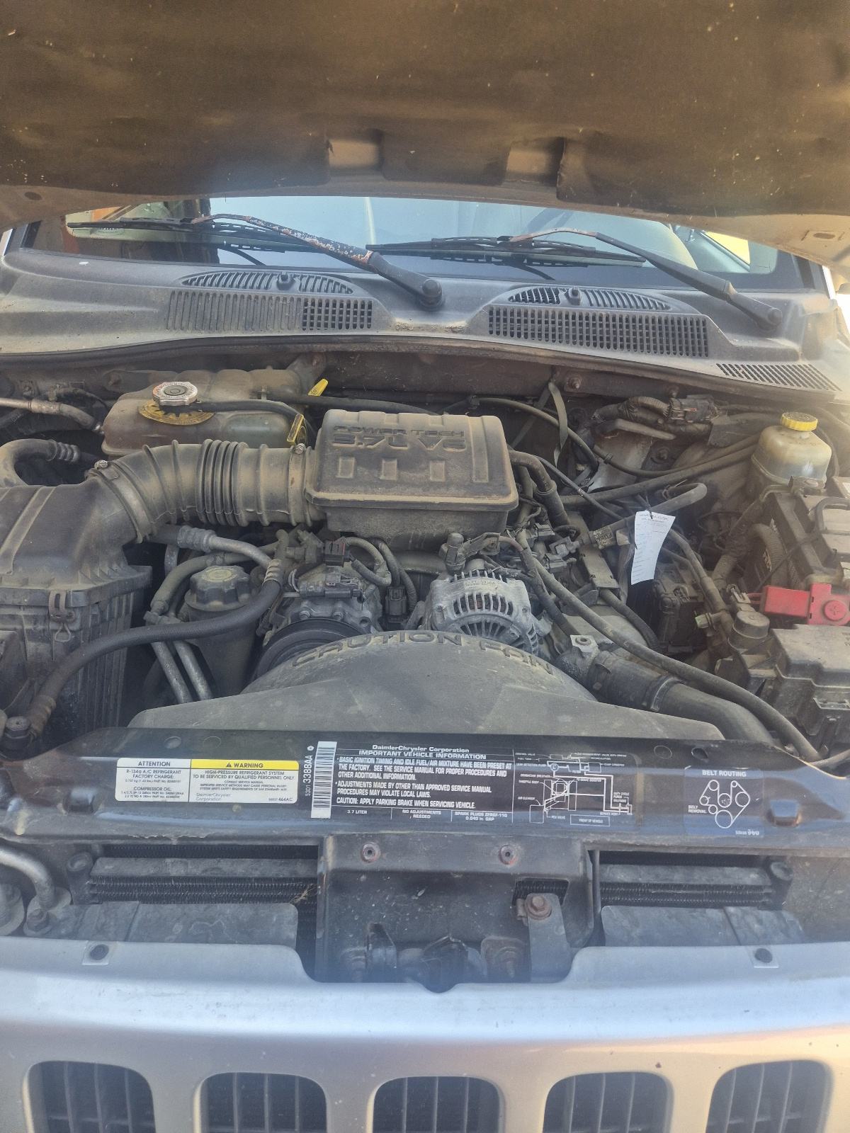 Jeep Cherokee 3,7 automatik, pogled izvana - slika 1