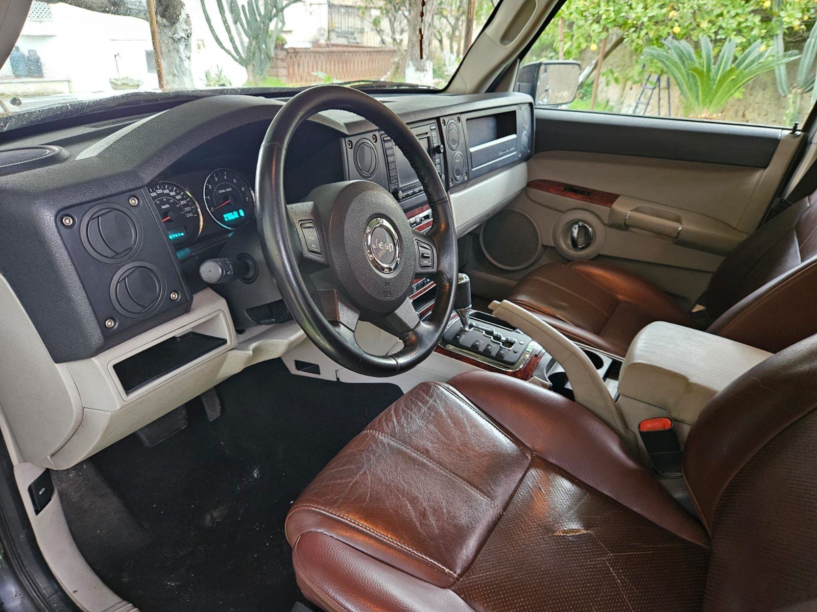 Jeep Commander 3,0 CRD, fotografija 4
