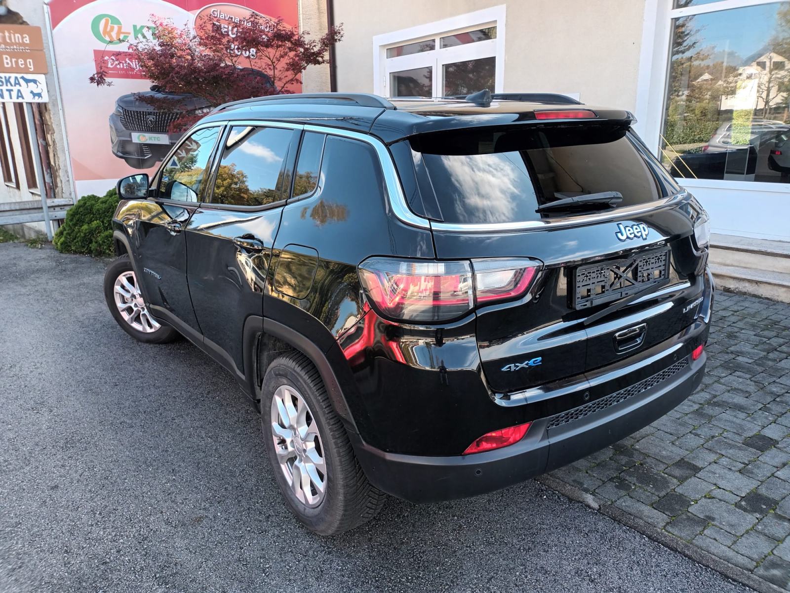 JEEP COMPASS 1,3, PLUG IN HYBRID, POGON 4X4, fotografija 3