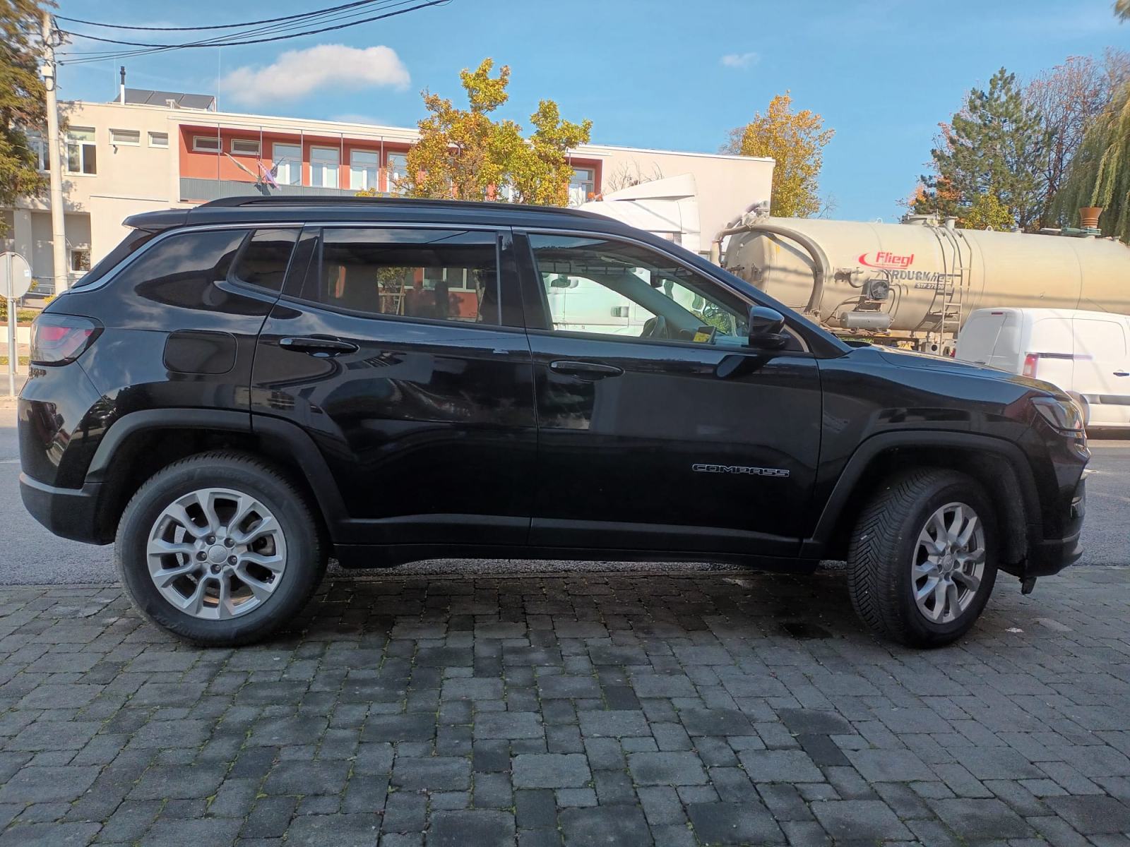 JEEP COMPASS 1,3, PLUG IN HYBRID, POGON 4X4, fotografija 10