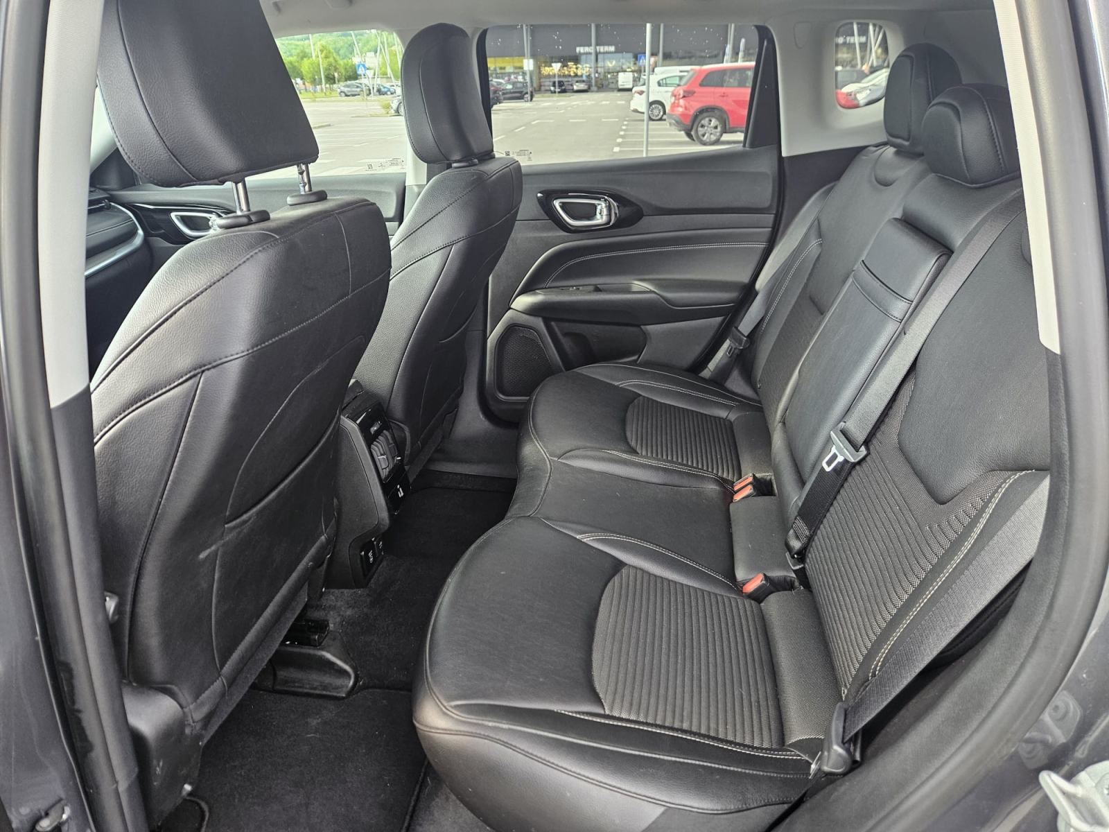 Jeep Compass 1,6 Multijet LIMITED, fotografija 12
