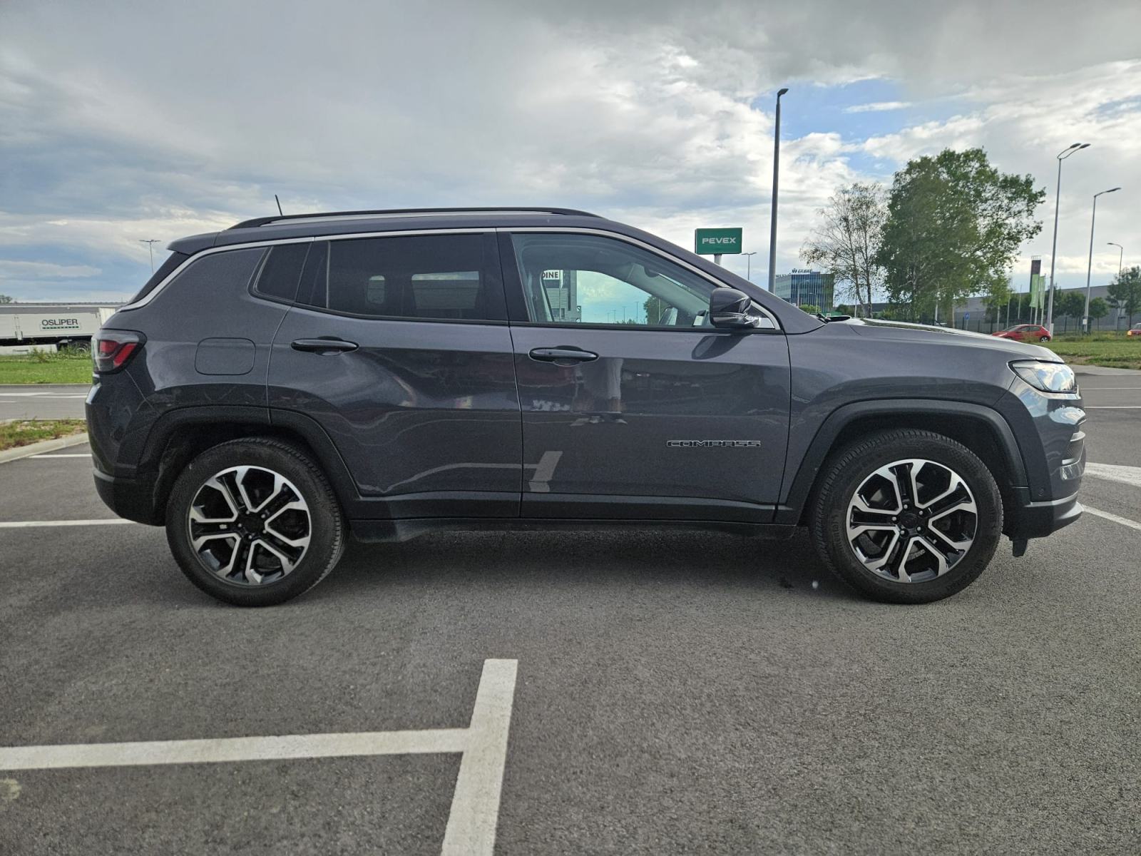 Jeep Compass 1,6 Multijet LIMITED, fotografija 4