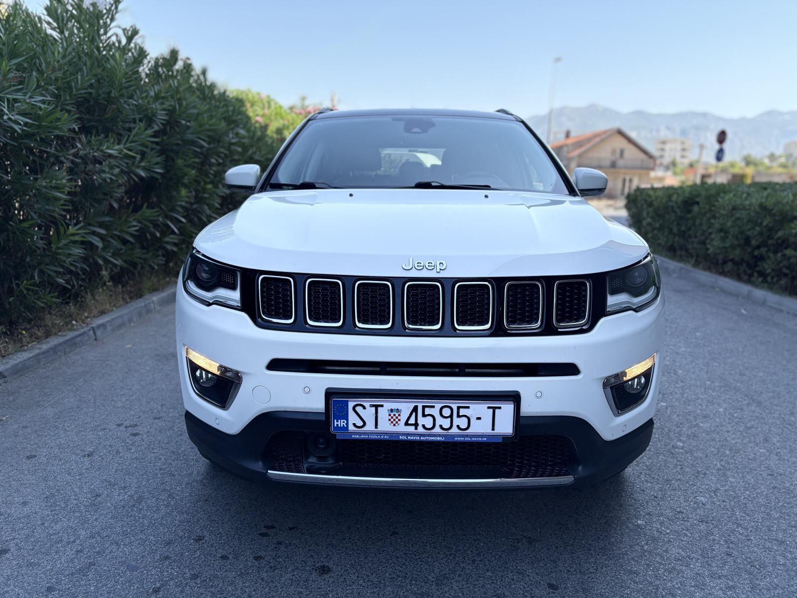 Jeep Compass 2,0 dizel 140KS 4x4, LIMITED (SERVISNA+JAMSTVO), fotografija 6