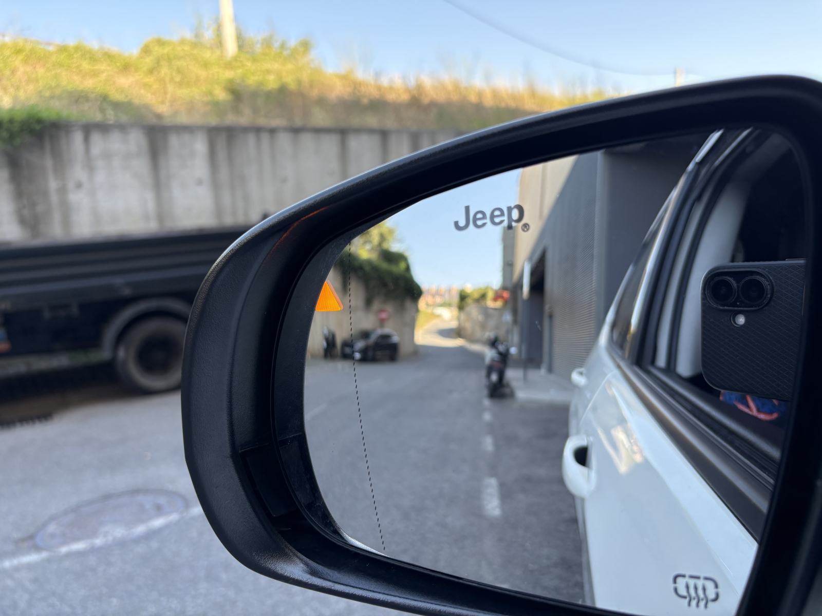 Jeep Compass 2,0 dizel 140KS 4x4, LIMITED (SERVISNA+JAMSTVO), fotografija 19