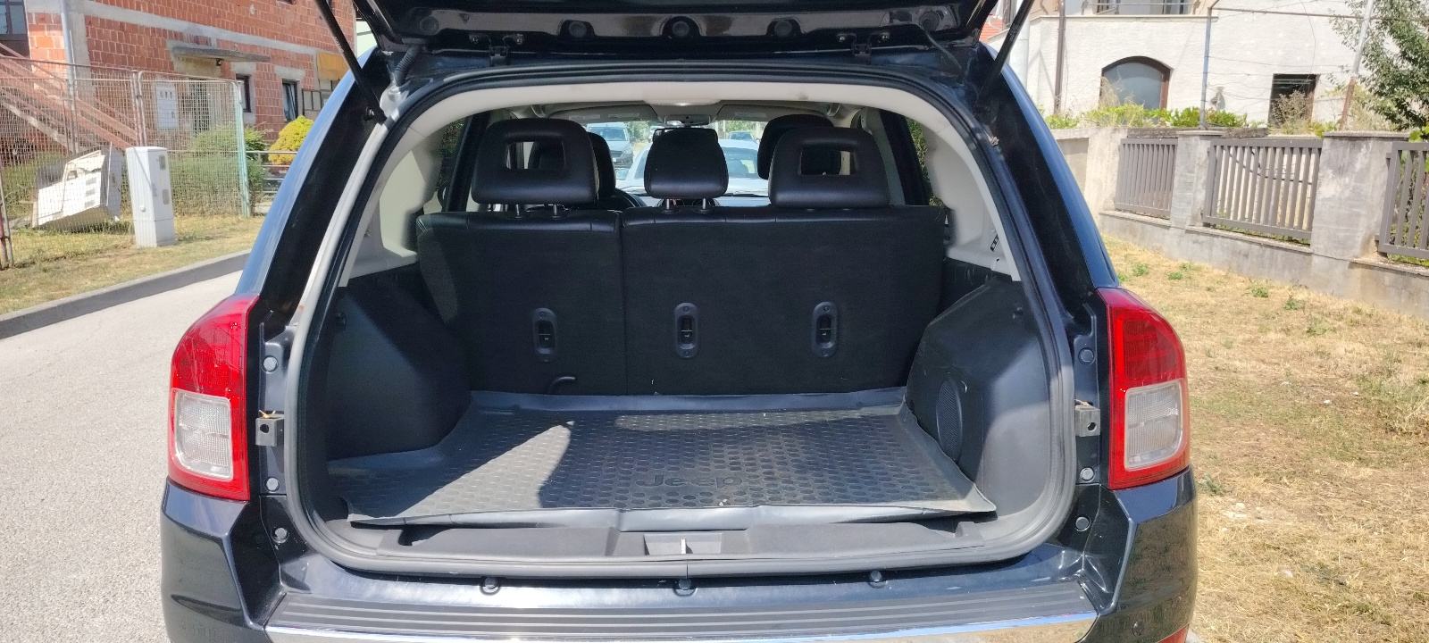 Jeep Compass 2,2 CRD 4X4, fotografija 14