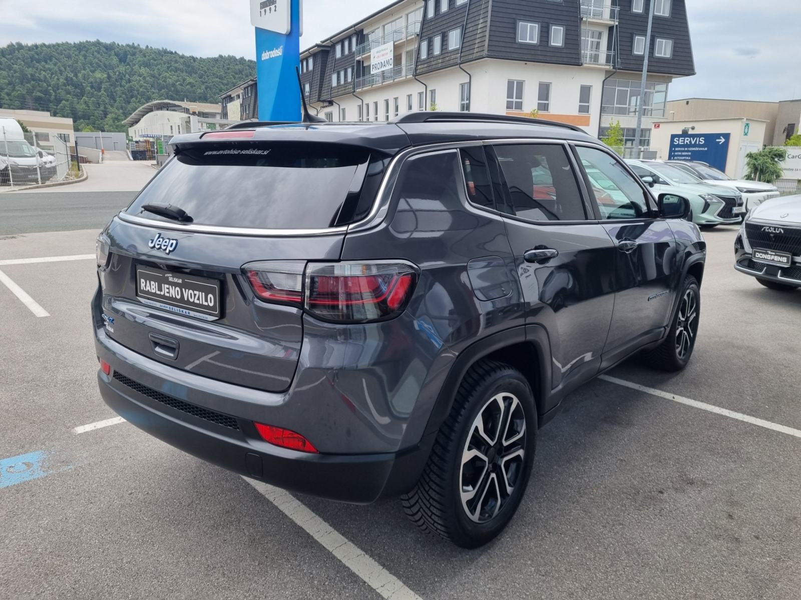 Jeep Compass 4xe eAWD 1.3 PHEV Limited Avtomatik - ODLIČEN, fotografija 7