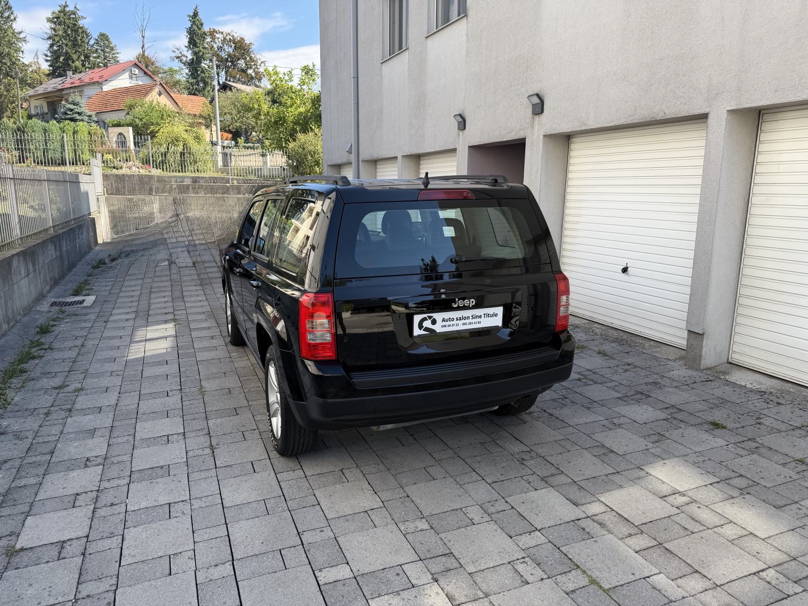 Jeep Patriot 2.0 i , 1.VLASNIK ! 139000 KM ! REG.07/2027 ! KARTICE !, fotografija 7