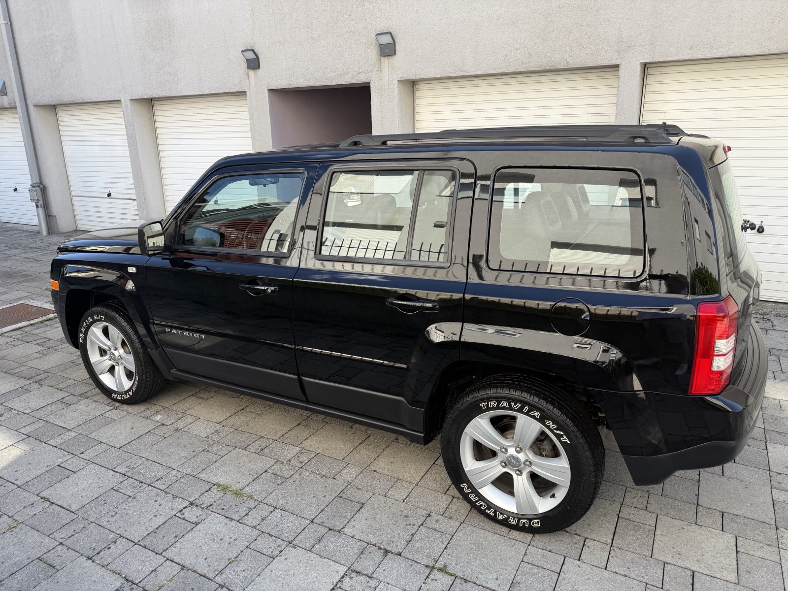 Jeep Patriot 2.0 i , 1.VLASNIK ! 139000 KM ! REG.07/2027 ! KARTICE !, fotografija 8