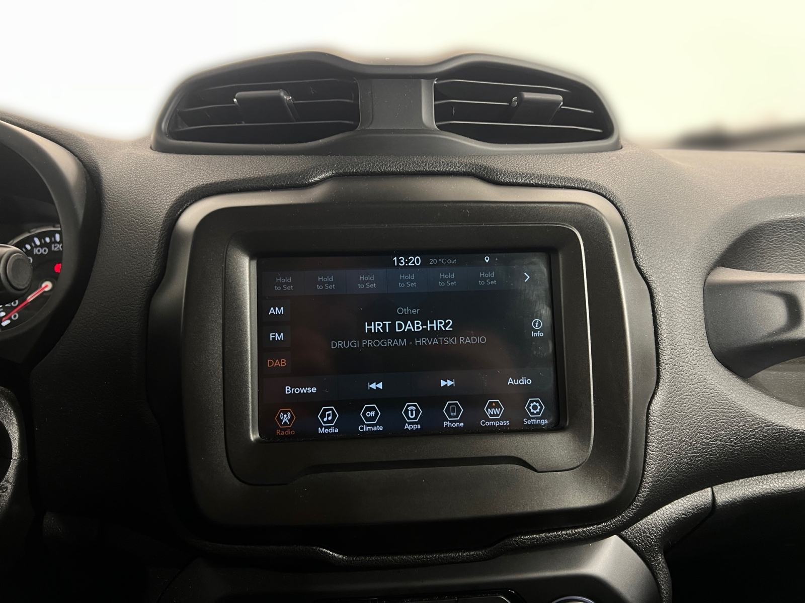 Jeep Renegade 1.0 T3 LATITUDE, fotografija 17