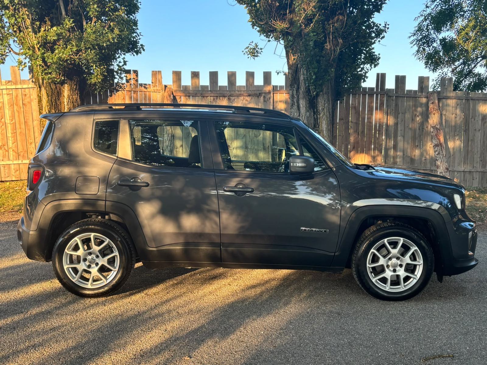 Jeep Renegade 1.3 DDTC Automatik, 21000tkm, fotografija 6