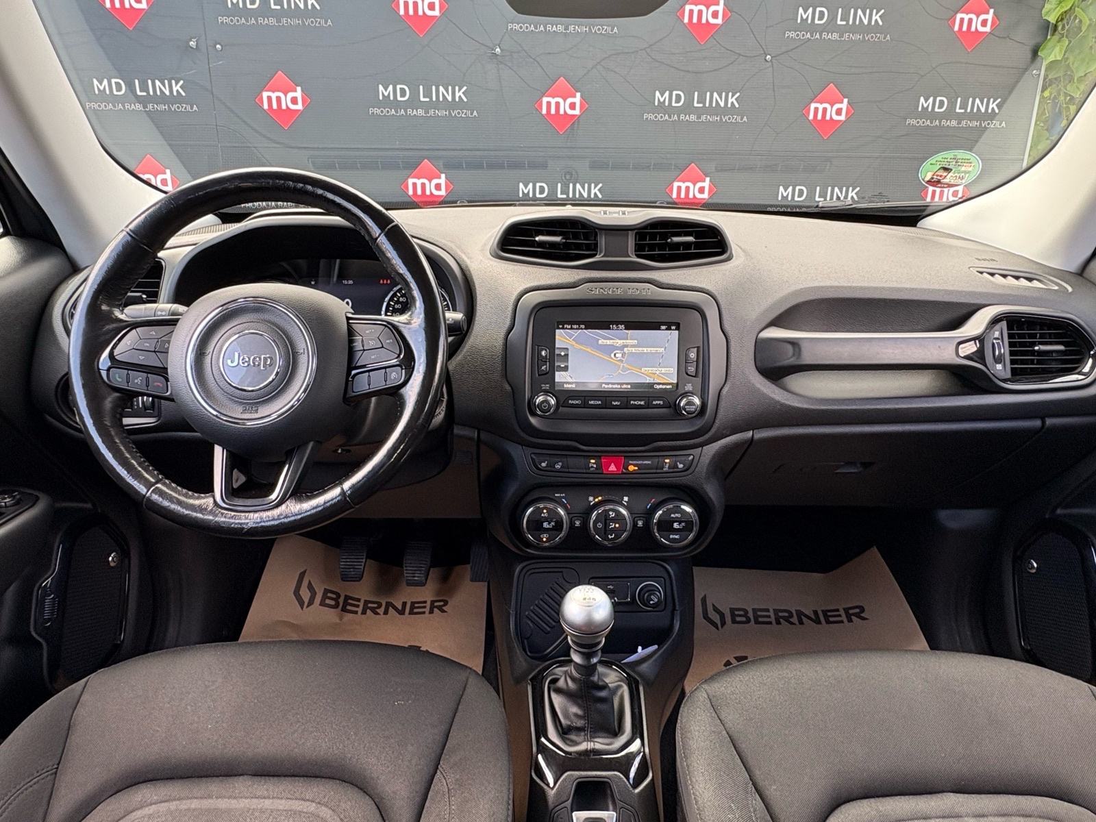 Jeep Renegade 1,4 M-Air Limited, fotografija 9