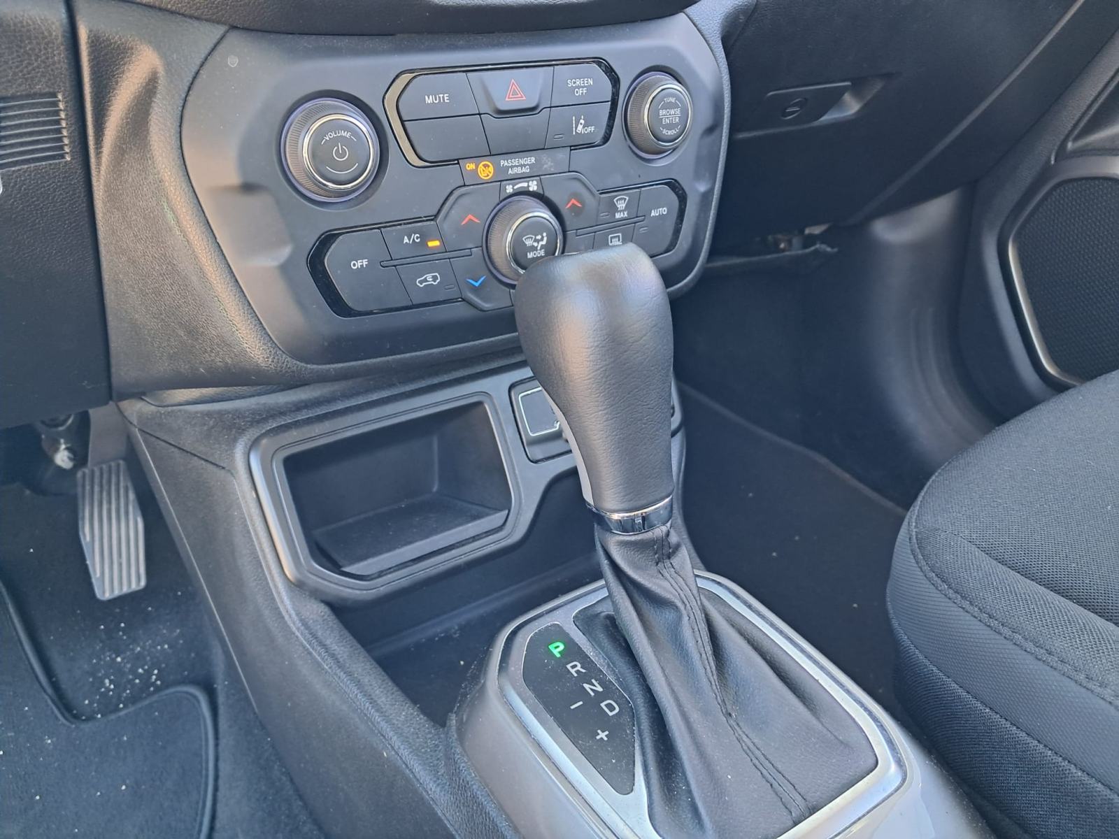 Jeep Renegade 1.5 DCT Limited 2023., fotografija 19