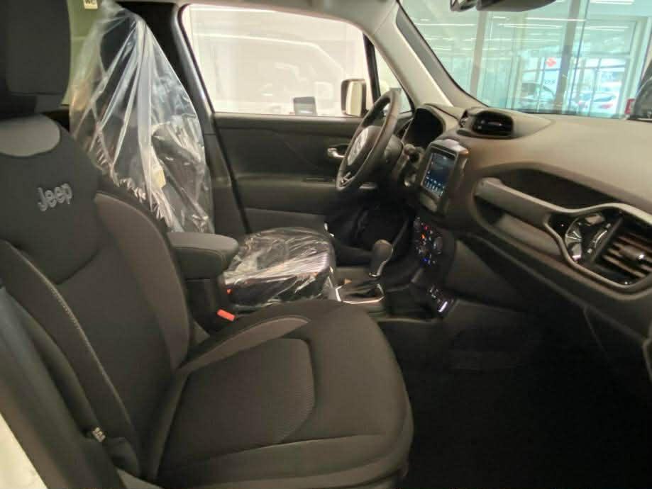 Jeep Renegade 1.5 A/T Limited - SALONSKI AUTOMOBIL - DOSTUPNO ODMAH!, fotografija 11