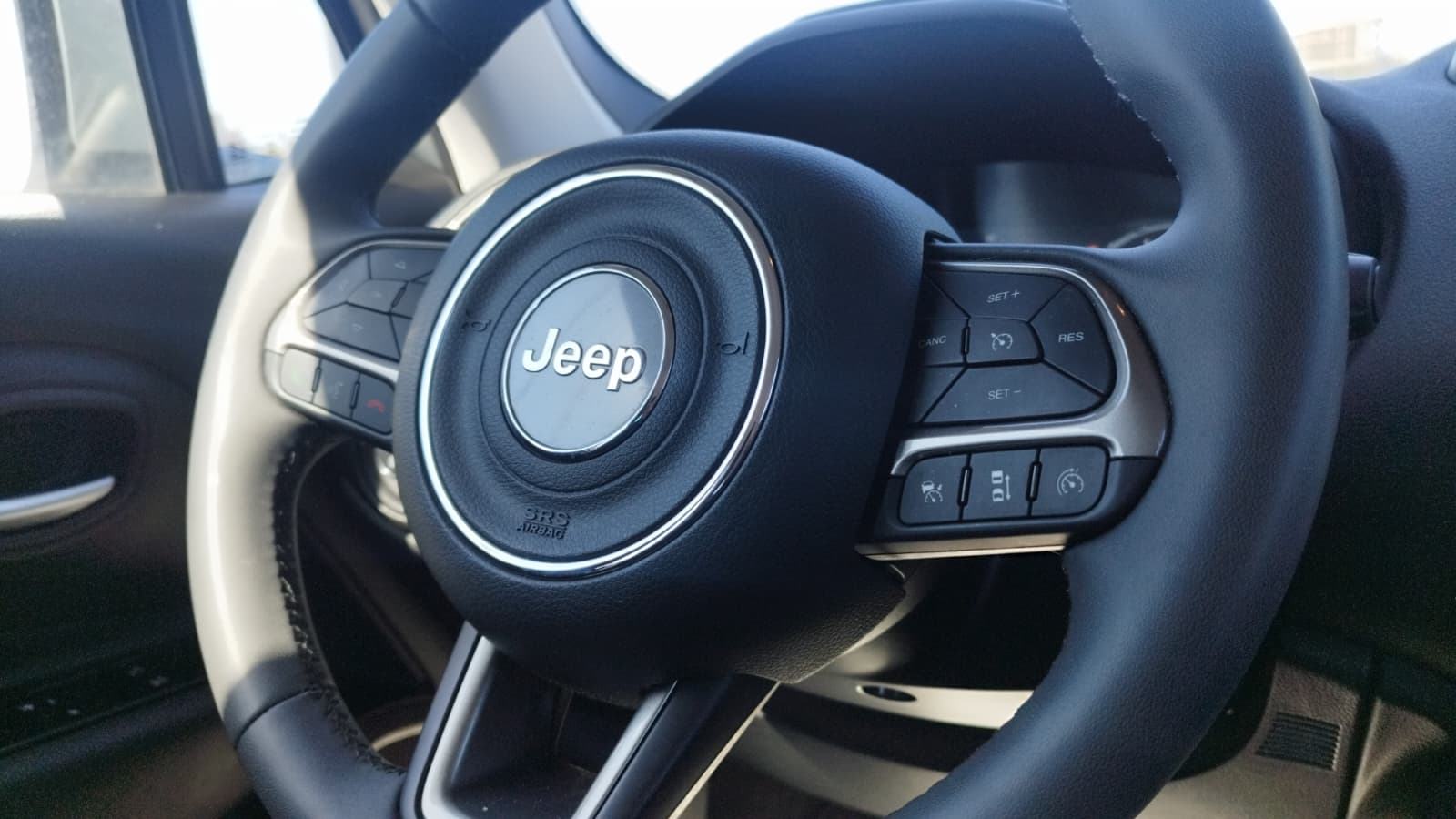 Jeep Renegade 1.5 GSE HYBRID AUTOMATIK (091 192 9399), fotografija 11