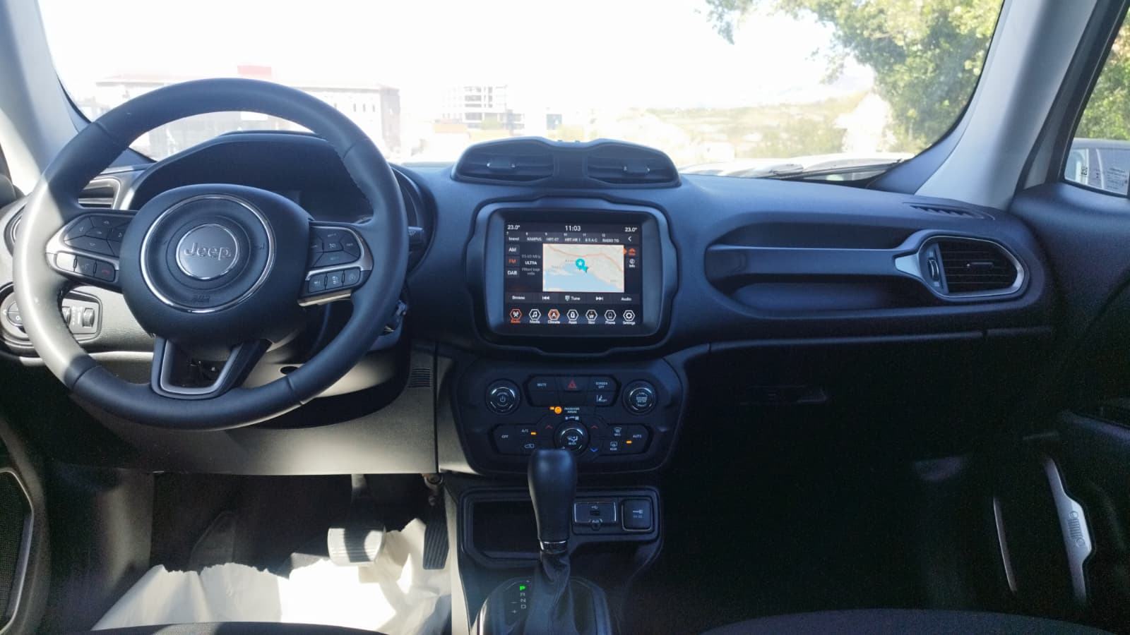 Jeep Renegade 1.5 GSE HYBRID AUTOMATIK (091 192 9399), fotografija 10