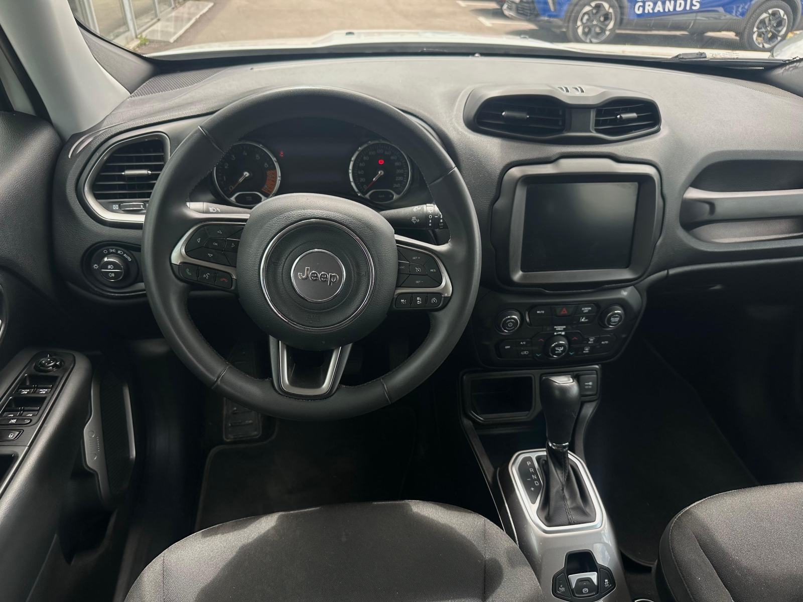 Jeep Renegade 1.5 GSE HYBRID, fotografija 12