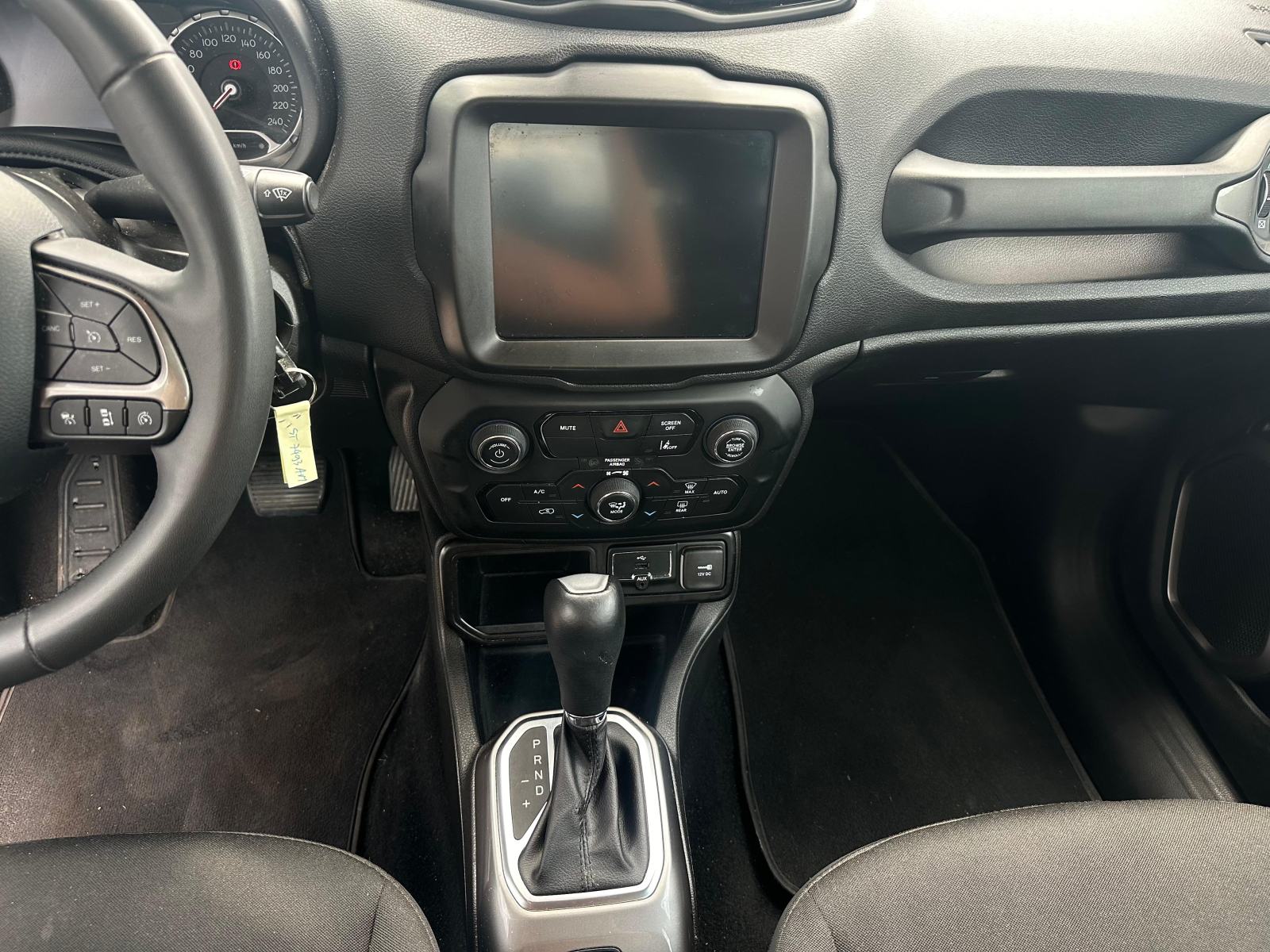 Jeep Renegade 1.5 GSE HYBRID, fotografija 13