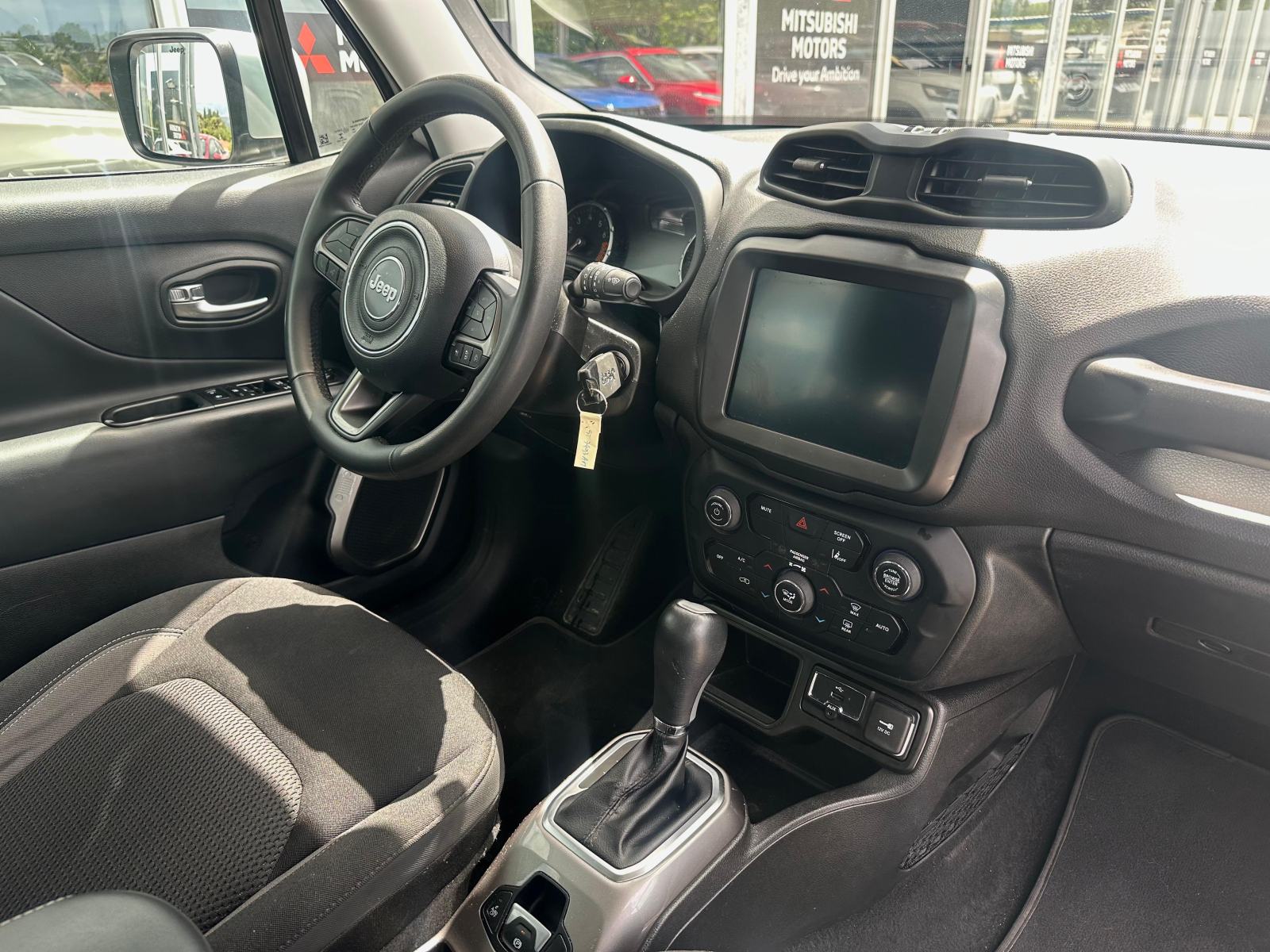Jeep Renegade 1.5 GSE HYBRID, fotografija 15