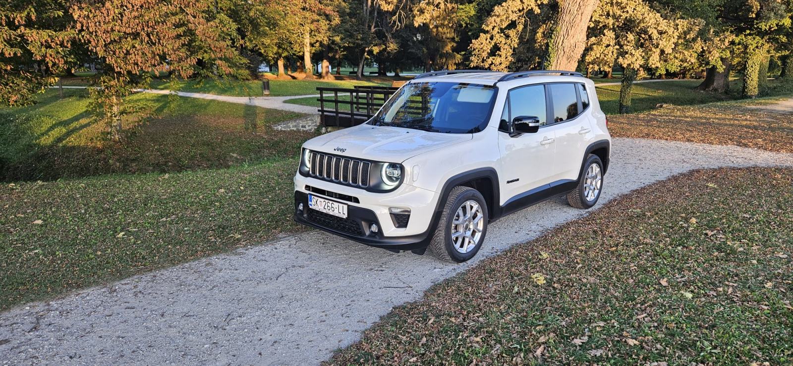 Jeep Renegade 1.5 MHEV Limited Automatik, 2023., 29.100 km, fotografija 17