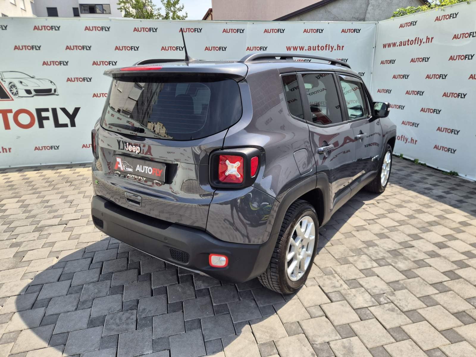 Jeep Renegade 1.5 Turbo GSE T4 e-Hybrid automatik, Tempomat, 17", fotografija 8