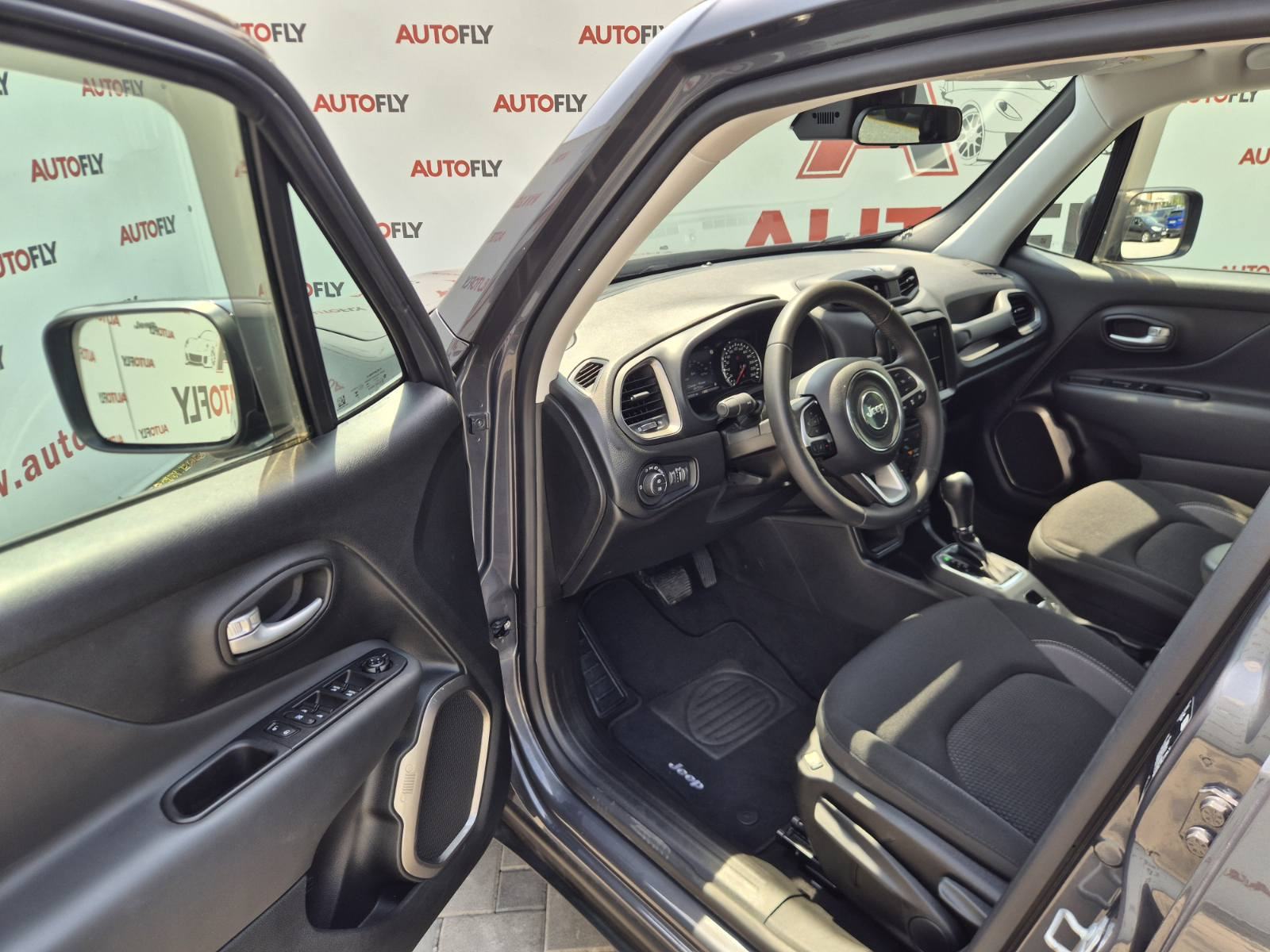 Jeep Renegade 1.5 Turbo GSE T4 e-Hybrid automatik, Tempomat, 17", fotografija 11