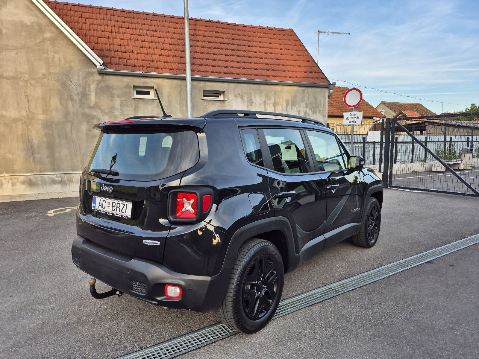 Jeep Renegade 1,6 MultiJet *104 000km*,Klima,senzori, kuka,Keyless,alu, fotografija 17