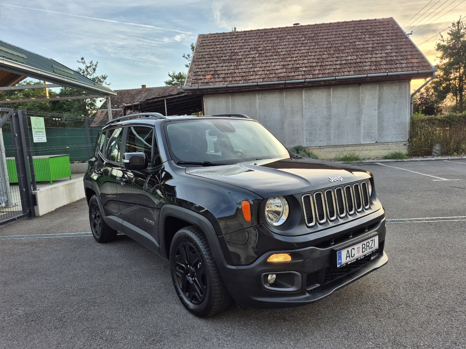 Jeep Renegade 1,6 MultiJet *104 000km*,Klima,senzori, kuka,Keyless,alu, fotografija 14