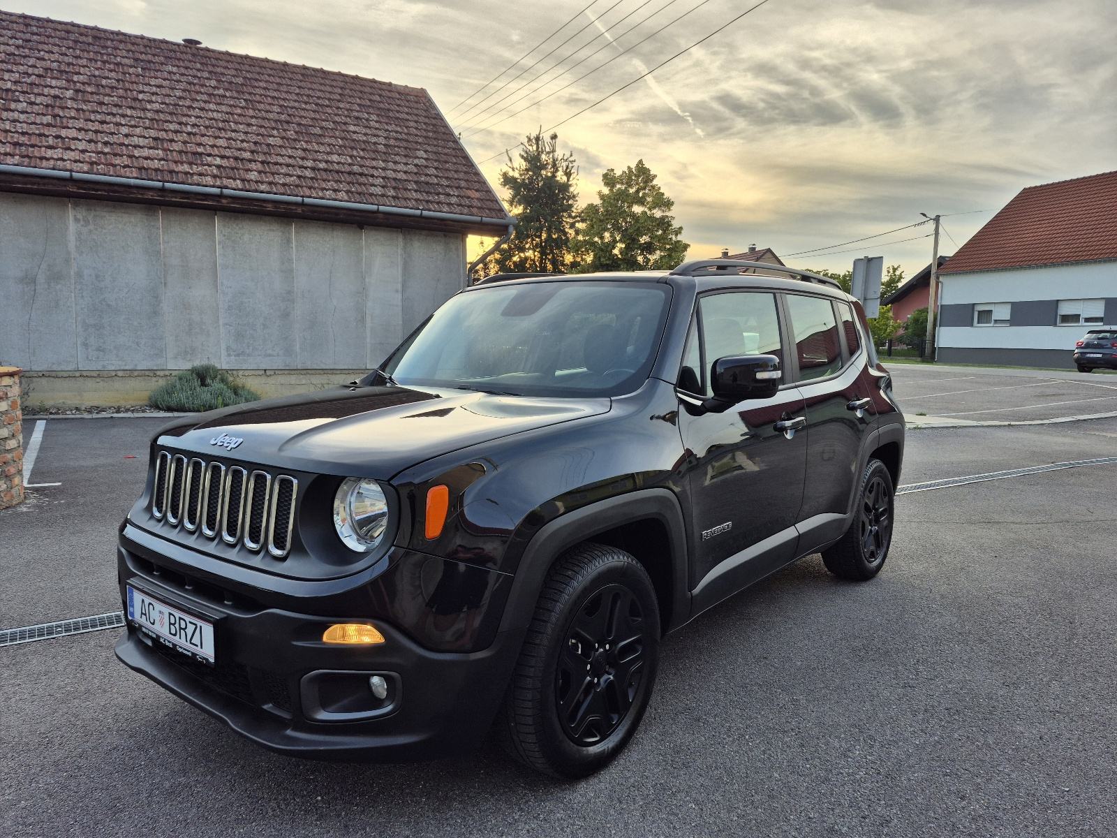 Jeep Renegade 1,6 MultiJet *104 000km*,Klima,senzori, kuka,Keyless,alu, fotografija 4