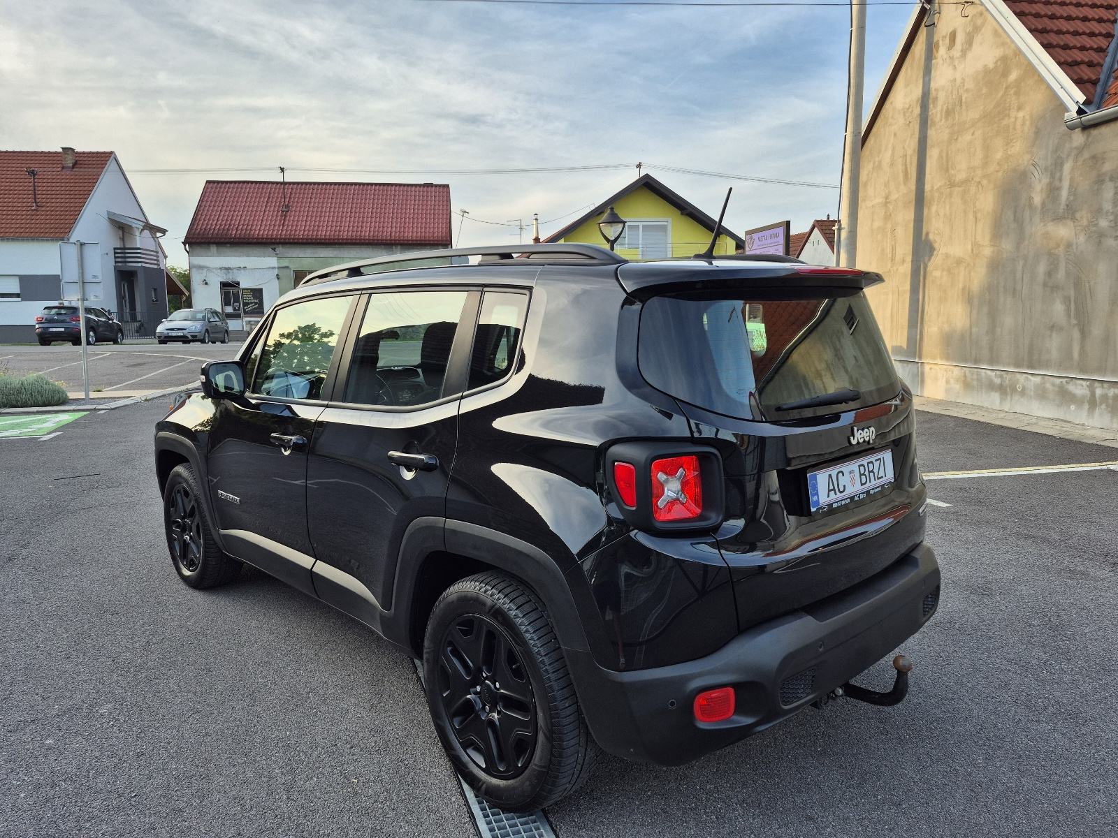 Jeep Renegade 1,6 MultiJet *104 000km*,Klima,senzori, kuka,Keyless,alu, fotografija 6