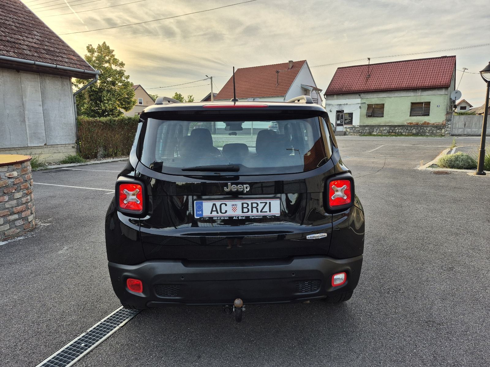 Jeep Renegade 1,6 MultiJet *104 000km*,Klima,senzori, kuka,Keyless,alu, fotografija 7