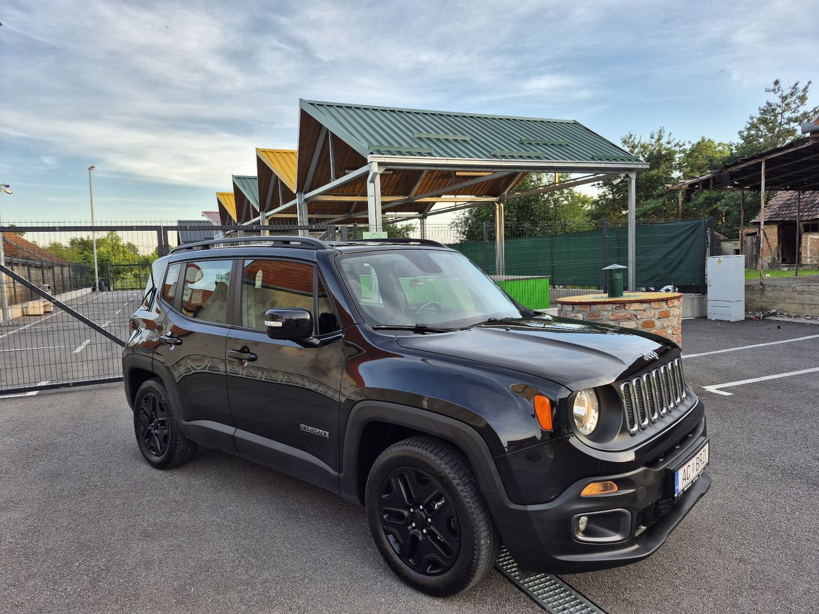 Jeep Renegade 1,6 MultiJet *104 000km*,Klima,senzori, kuka,Keyless,alu, fotografija 12