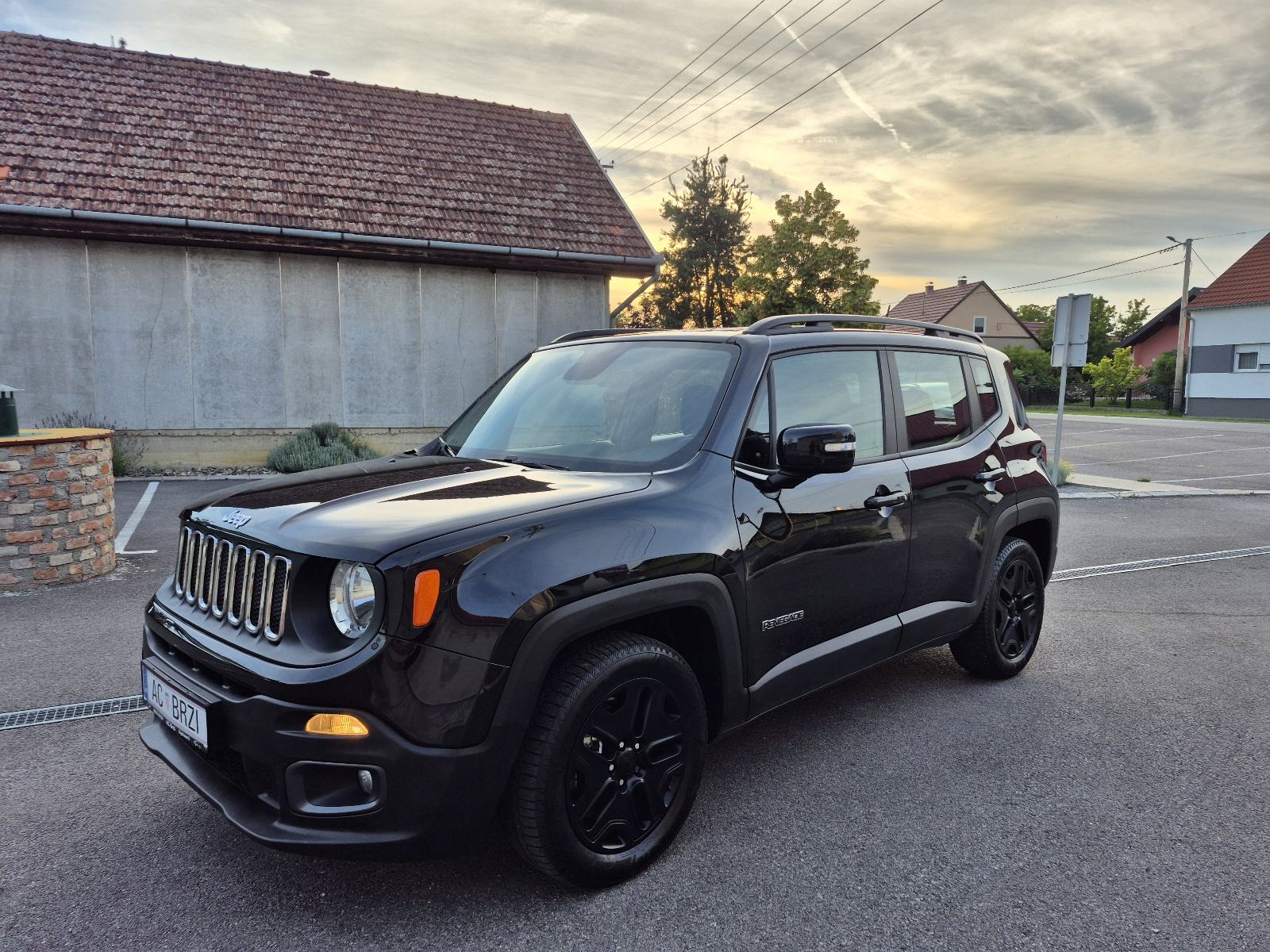 Jeep Renegade 1,6 MultiJet *104 000km*,Klima,senzori, kuka,Keyless,alu, fotografija 20