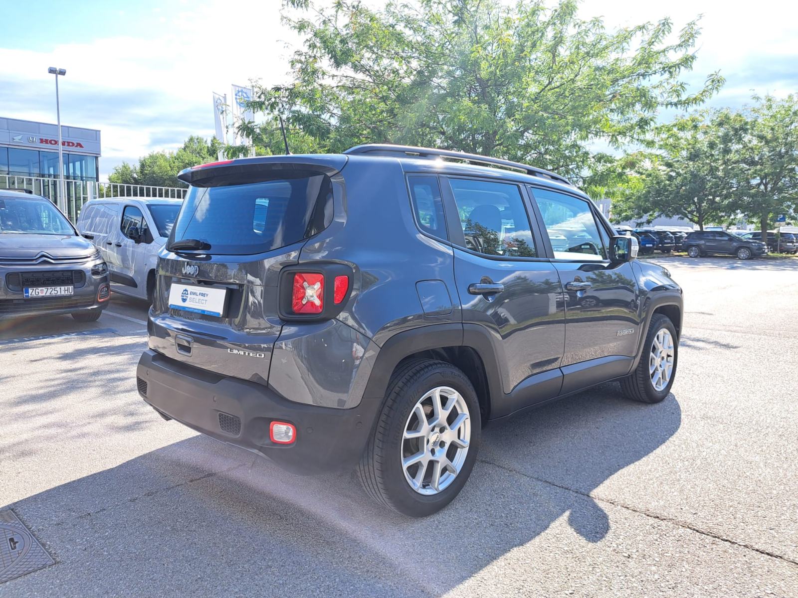 Jeep Renegade 1.6 Multijet (130 KS) Limited **JAMSTVO DO 06/2028**, fotografija 5