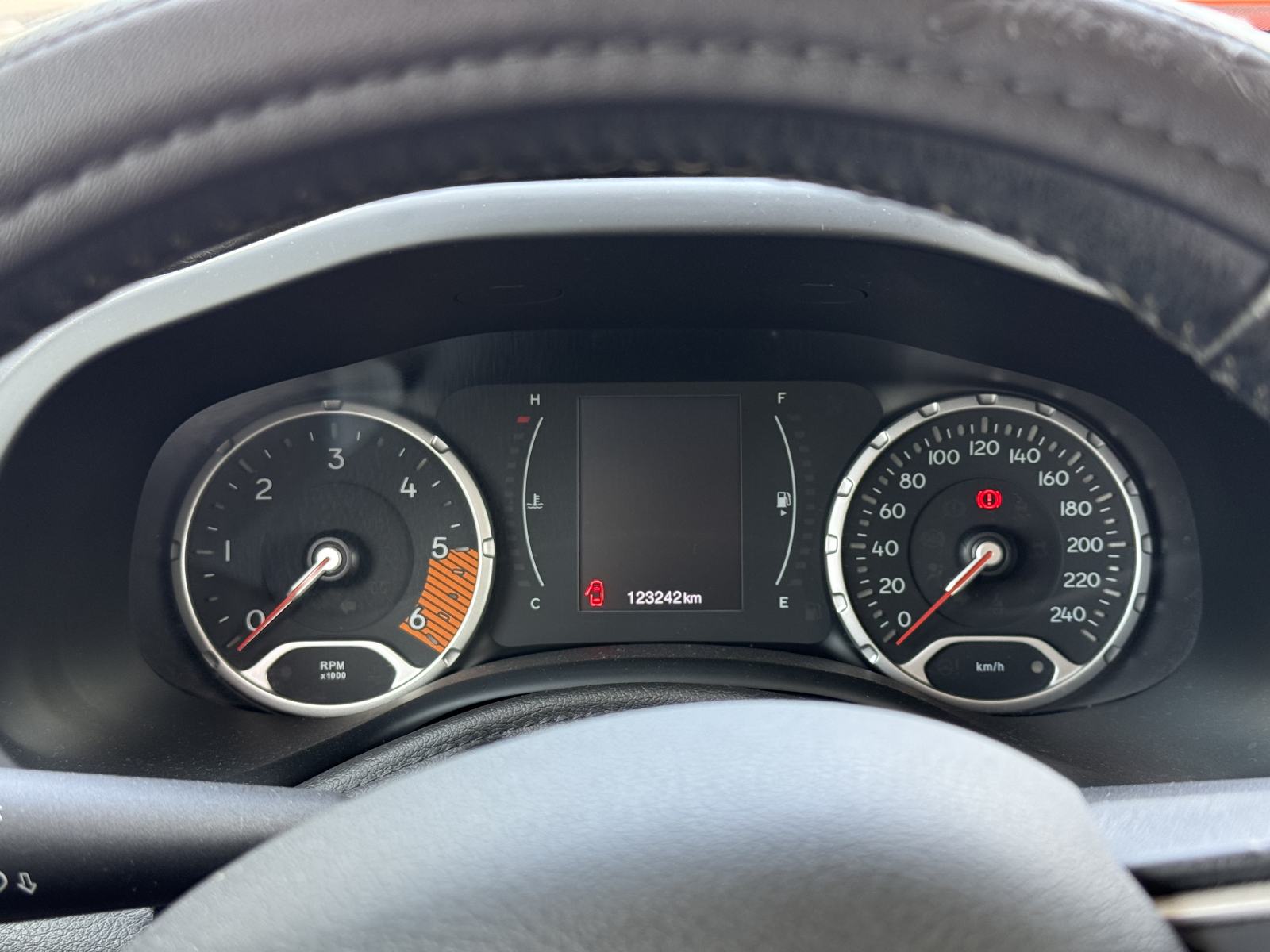 JEEP RENEGADE 1.6 MultiJet, 2019. Godina - DDCT - Business - 120 KS!, fotografija 15