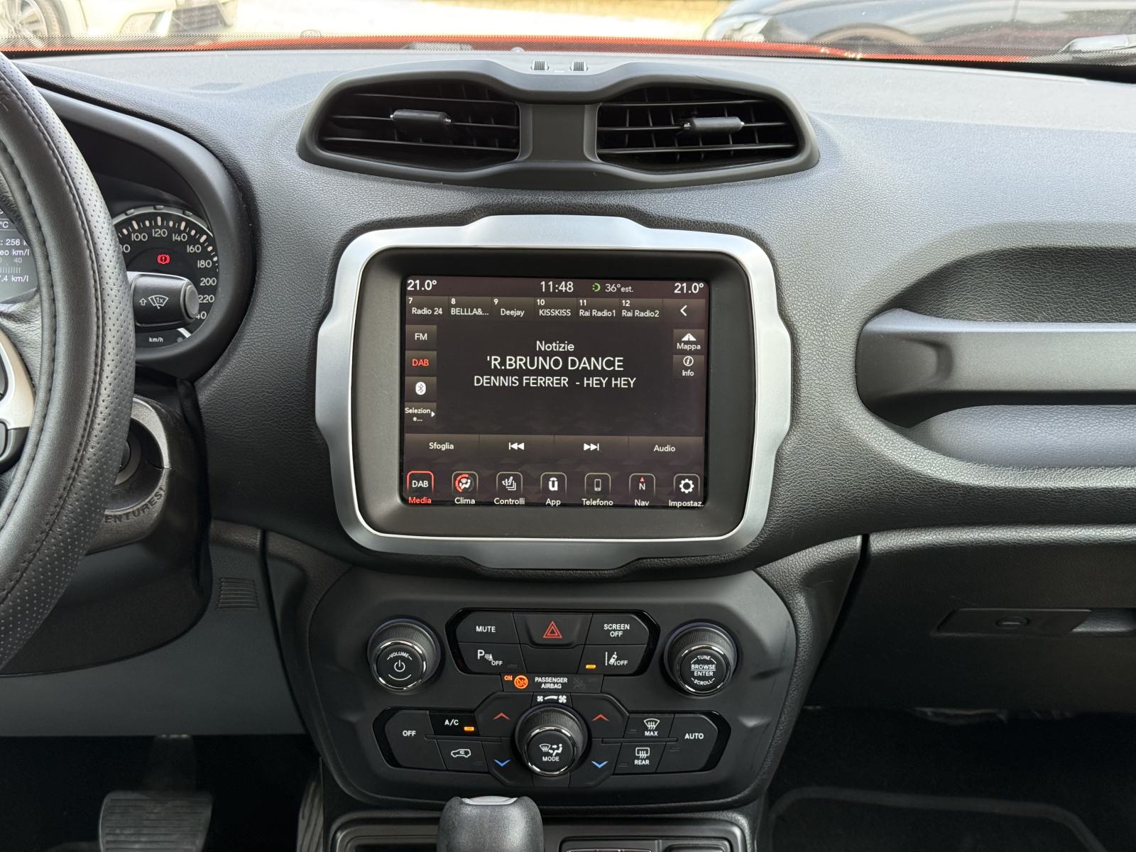 JEEP RENEGADE 1.6 MultiJet, 2019. Godina - DDCT - Business - 120 KS!, fotografija 14