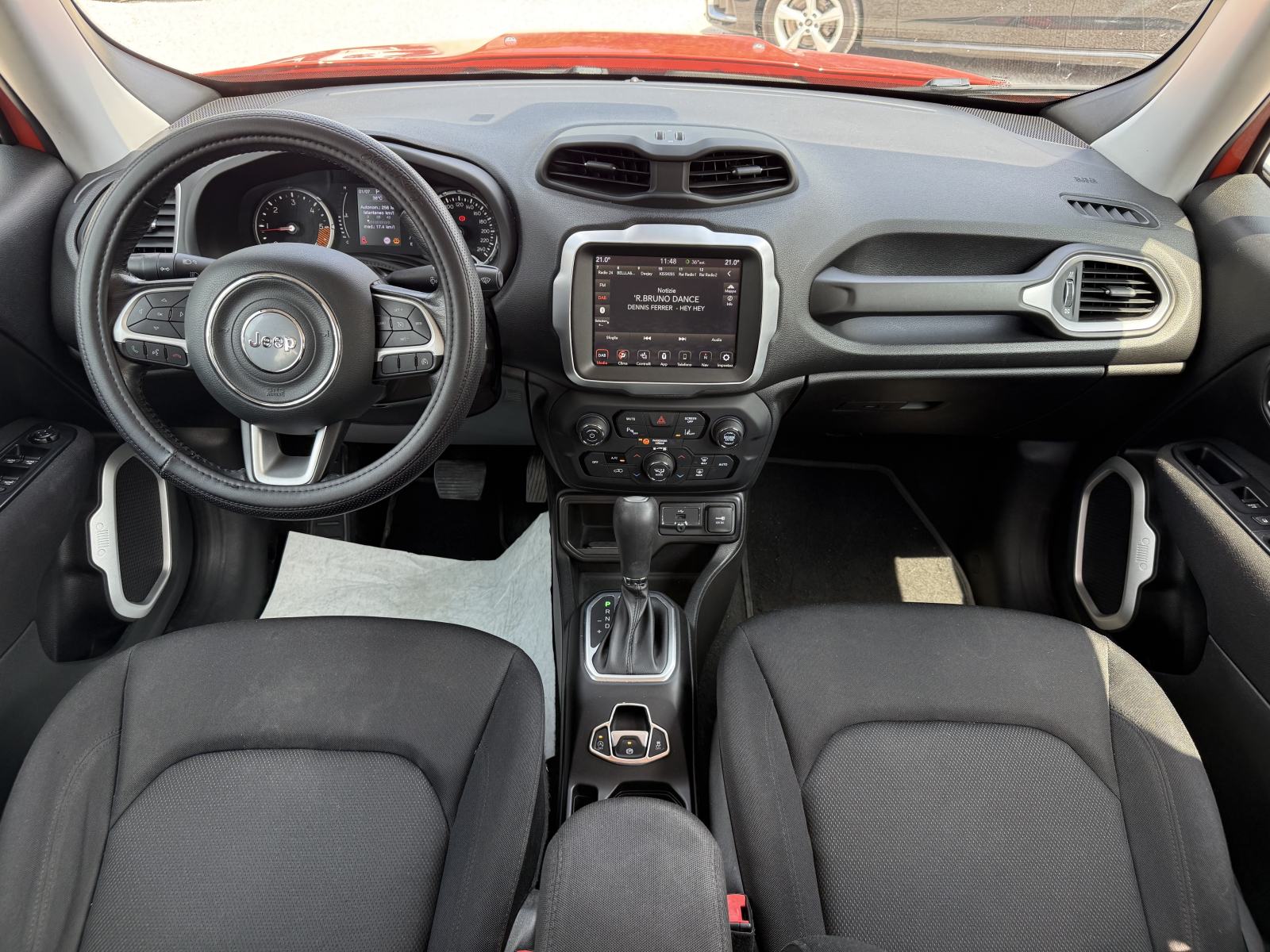 JEEP RENEGADE 1.6 MultiJet, 2019. Godina - DDCT - Business - 120 KS!, fotografija 10