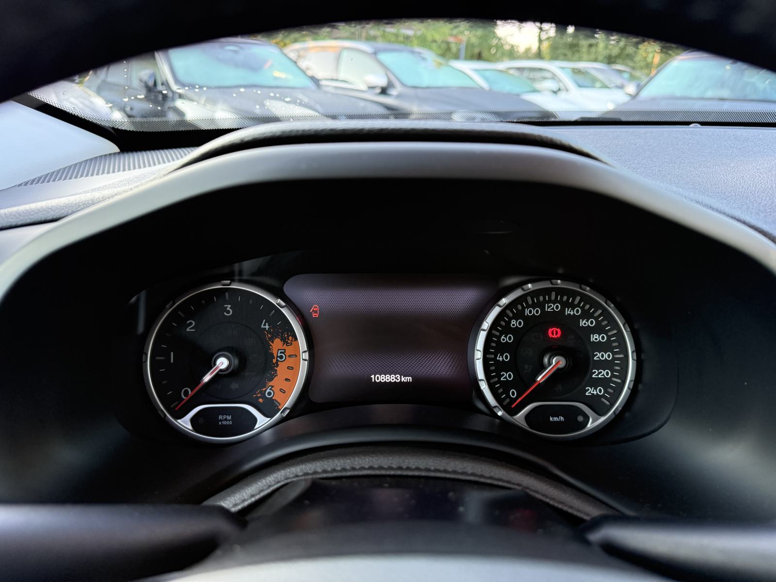 JEEP RENEGADE 1.6 MultiJet **LIMITED** 2017. Godina - Servisna - 1. VL, fotografija 18