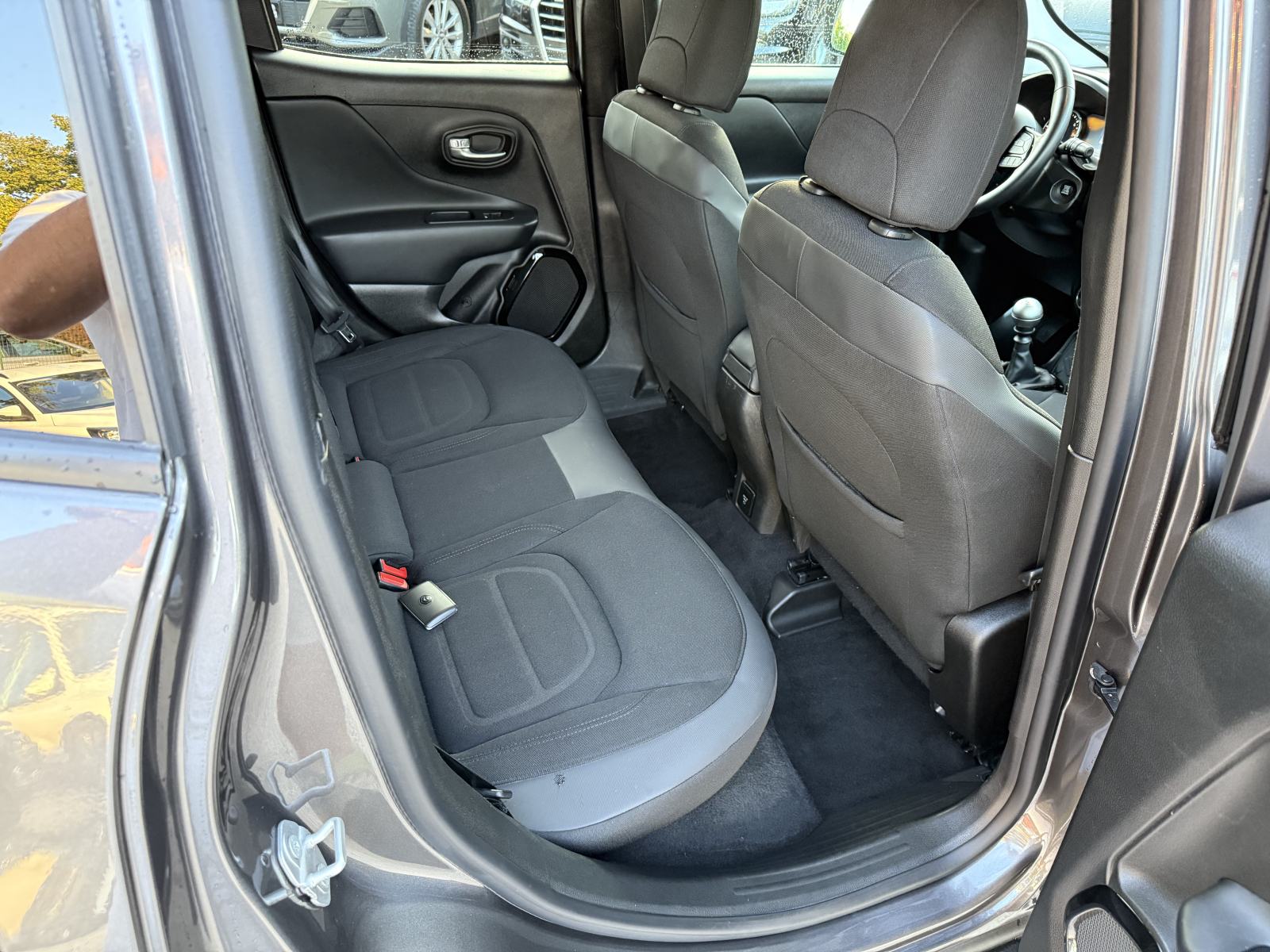 JEEP RENEGADE 1.6 MultiJet **LIMITED** 2017. Godina - Servisna - 1. VL, fotografija 14