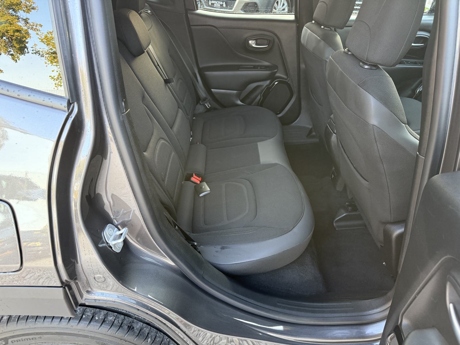 JEEP RENEGADE 1.6 MultiJet **LIMITED** 2017. Godina - Servisna - 1. VL, fotografija 15