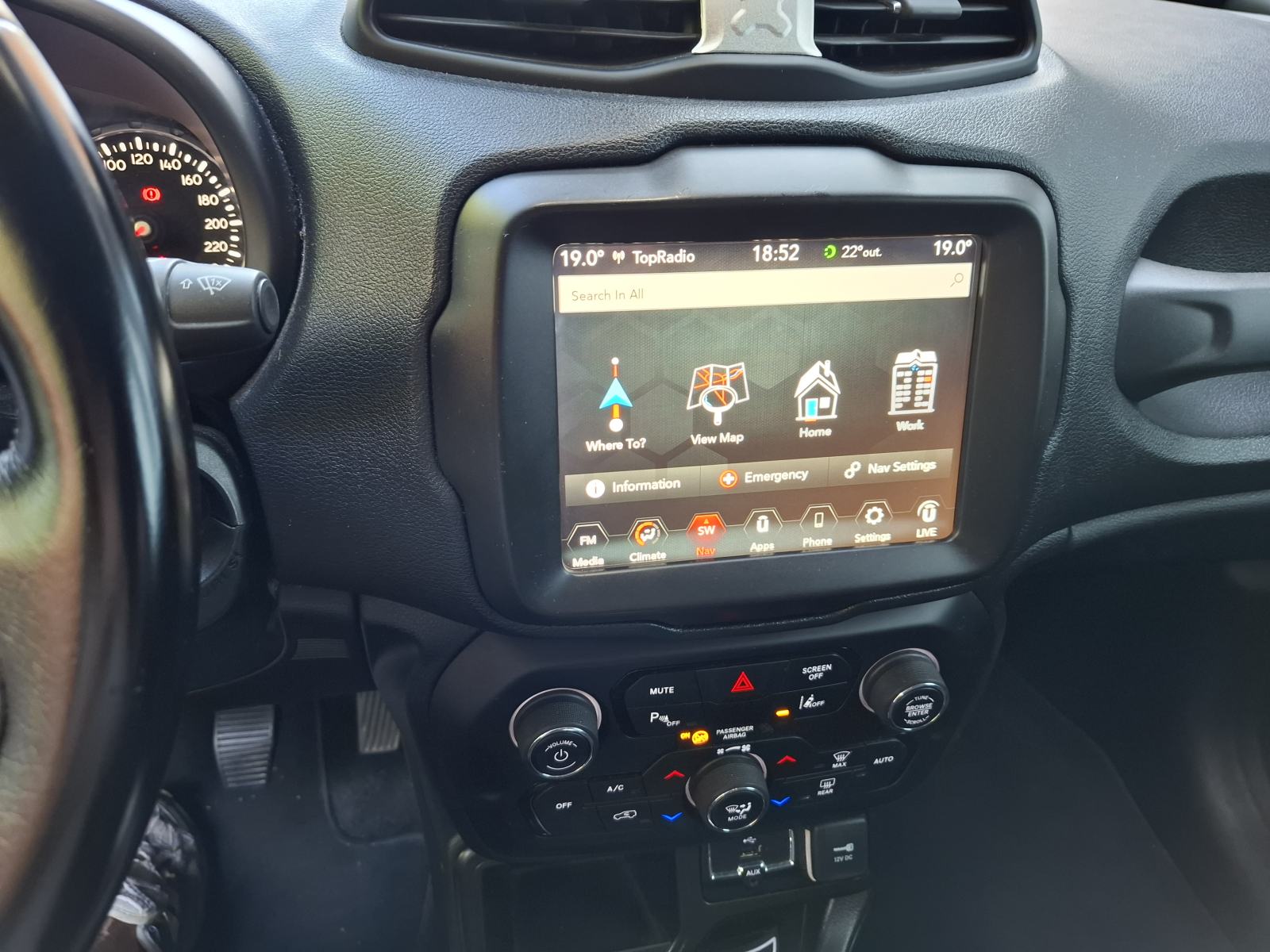 Jeep Renegade Limited Full led S&S Redizajn Odličan !!!, fotografija 8