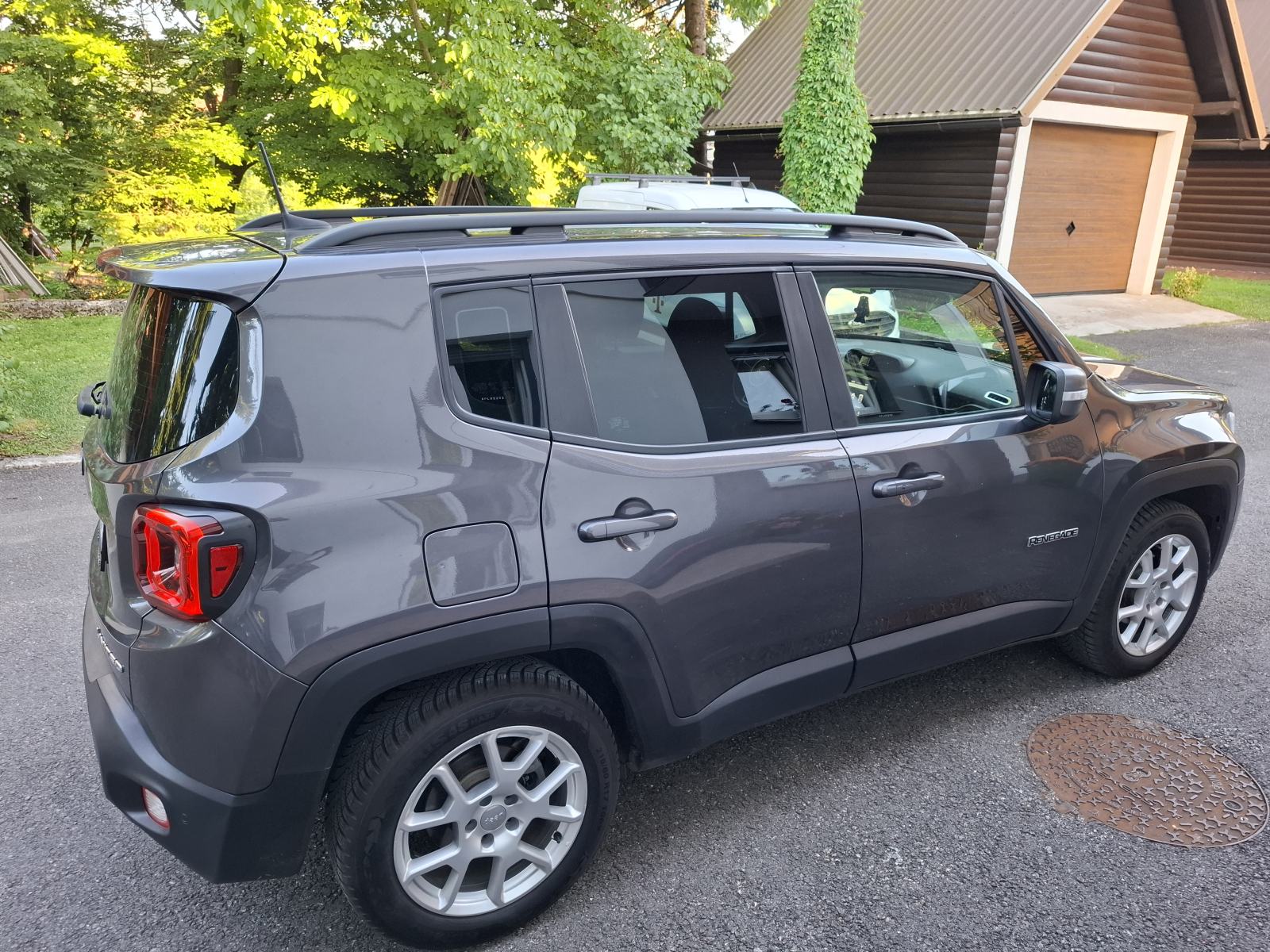 Jeep Renegade Limited Full led S&S Redizajn Odličan !!!, fotografija 15