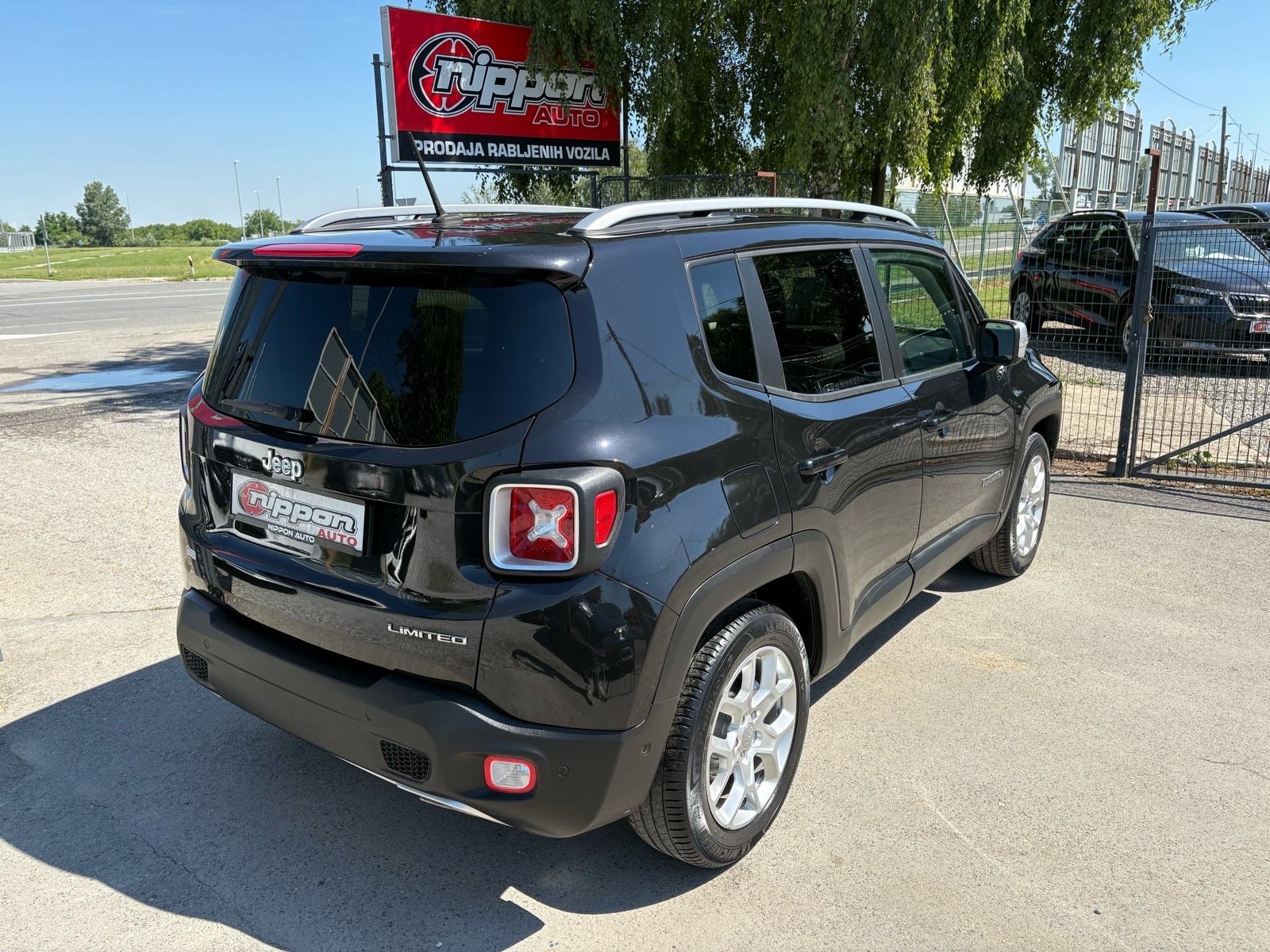 Jeep Renegade 1,6 MultiJet Limited NAVI - KLIMA - LEASING RATA 300 €, fotografija 6