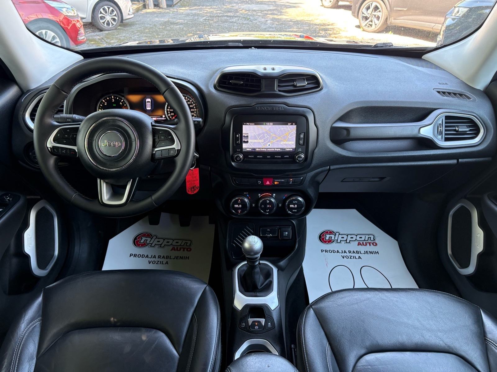 Jeep Renegade 1,6 MultiJet Limited NAVI - KLIMA - LEASING RATA 300 €, fotografija 12
