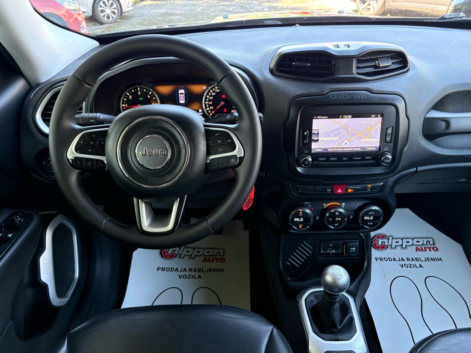 Jeep Renegade 1,6 MultiJet Limited NAVI - KLIMA - LEASING RATA 300 €, fotografija 13