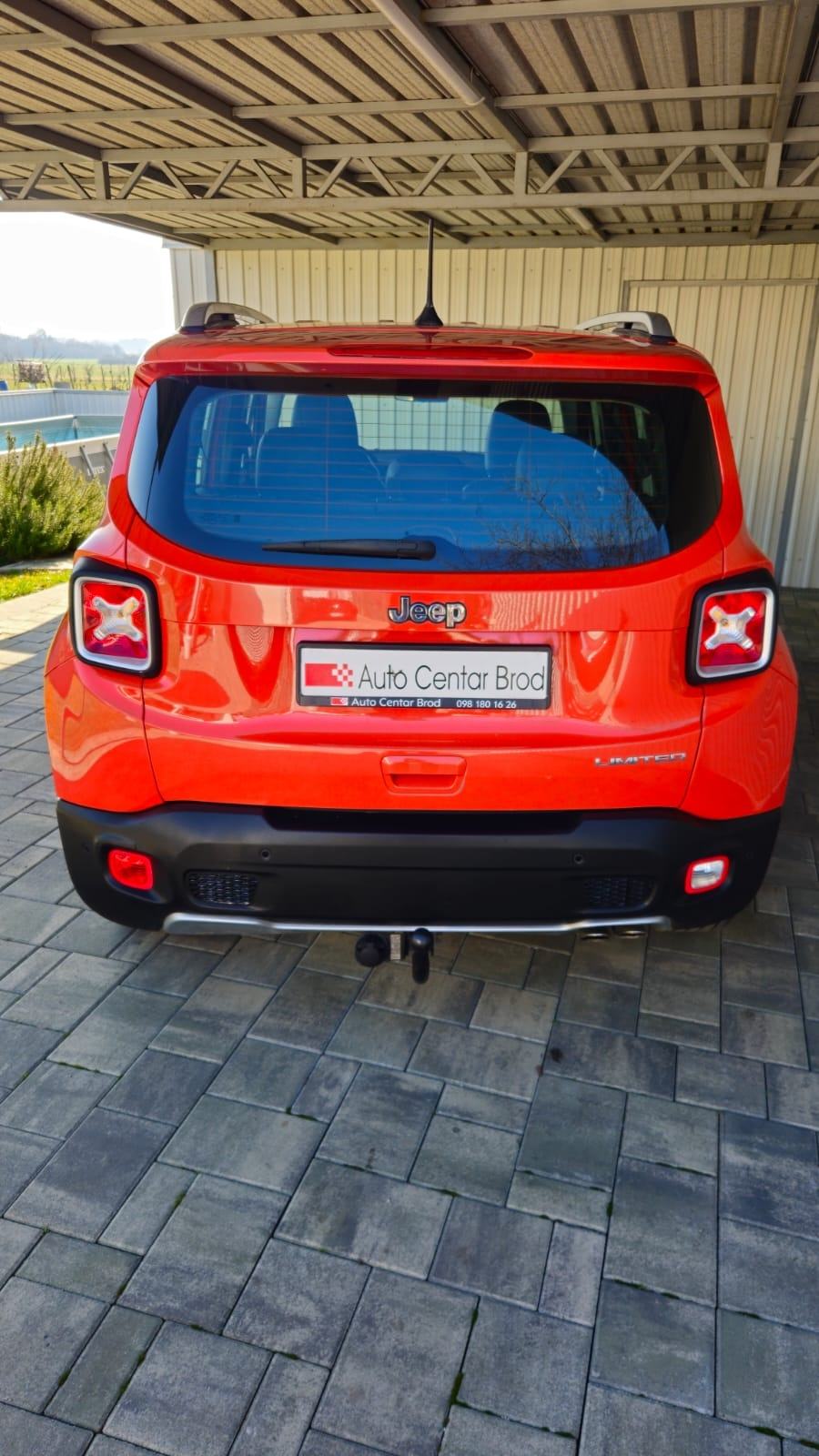 Jeep Renegade 1,6 MultiJet Limited,Leasing, fotografija 3