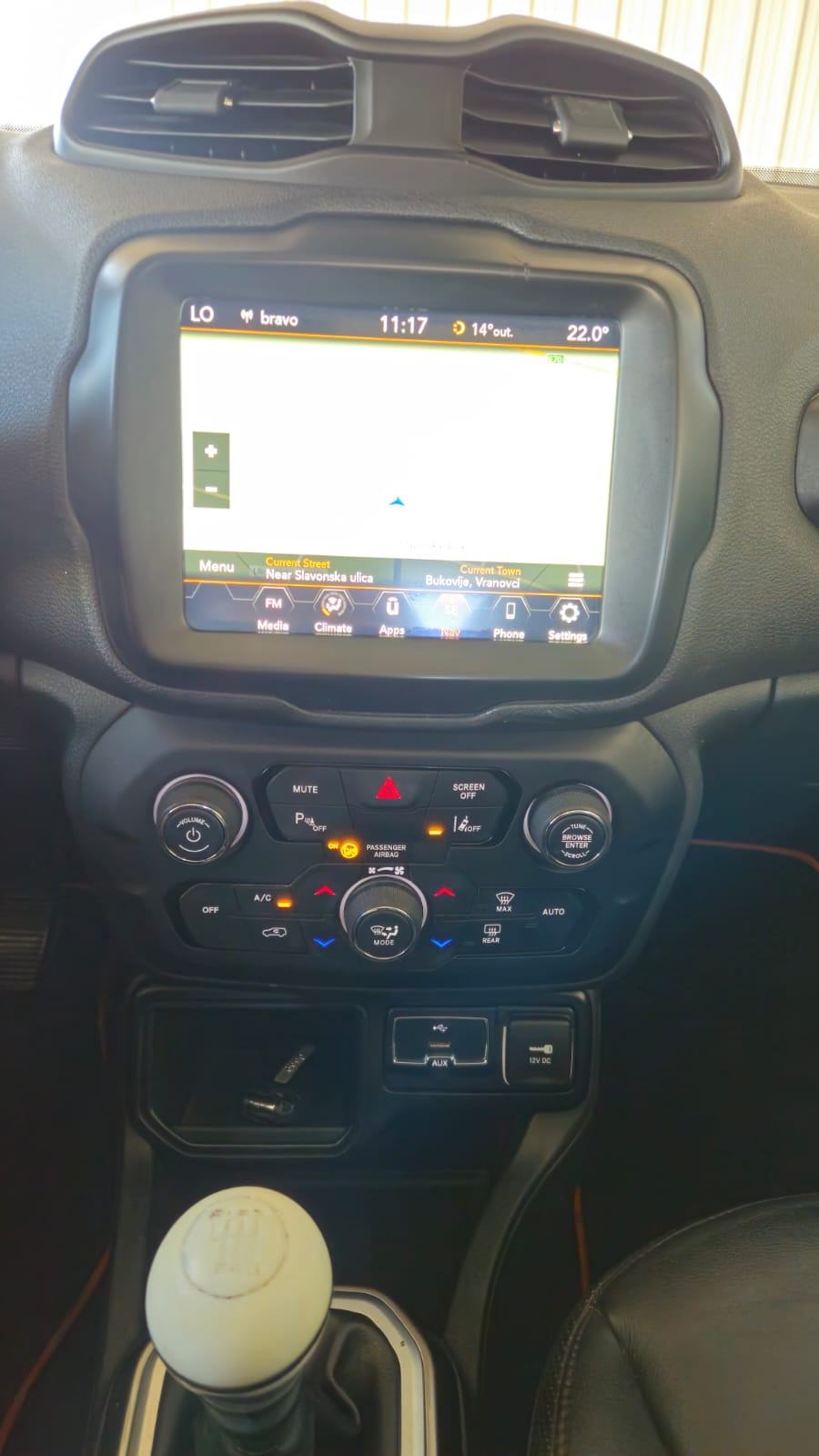 Jeep Renegade 1,6 MultiJet Limited,Leasing, fotografija 12