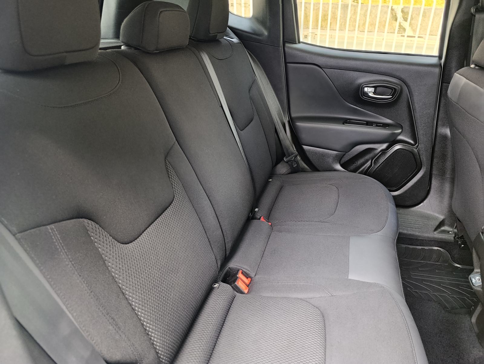 Jeep Renegade 1.6 MultiJet Night Eagle, 131ks, jamstvo 1.g., fotografija 13