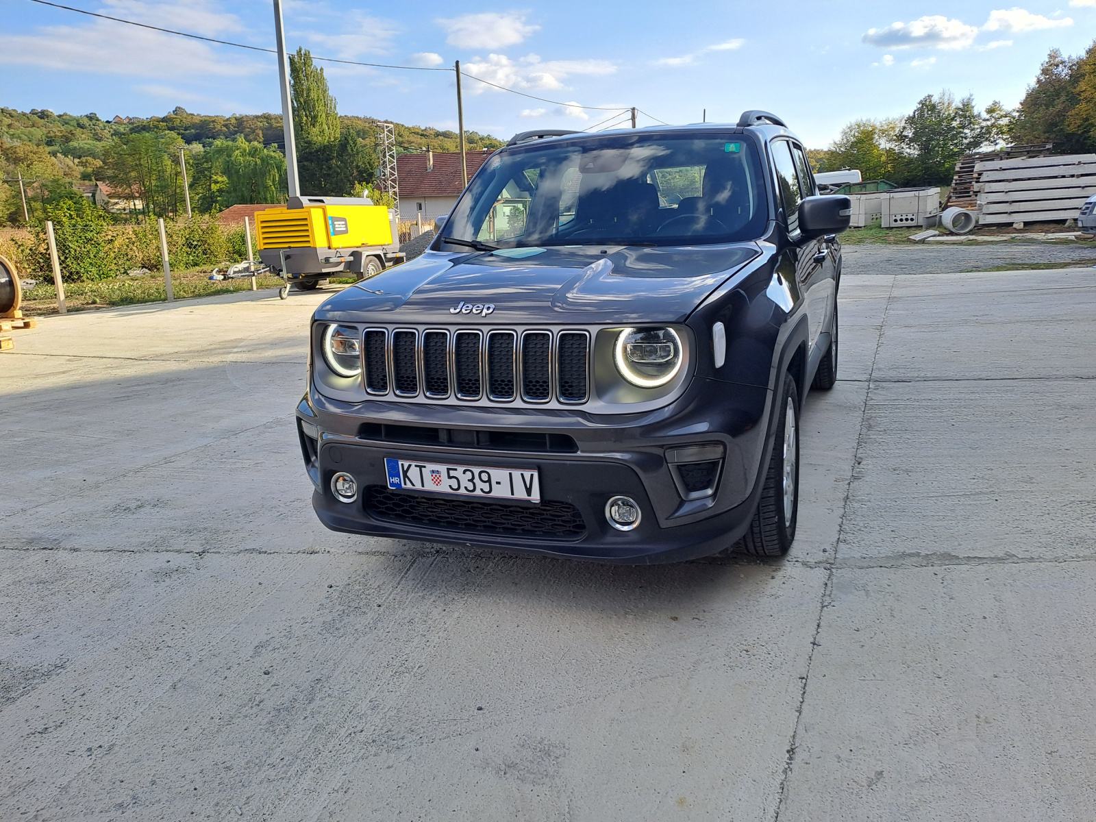 Jeep Renegade 1,6 MultiJet, pogled izvana - slika 1