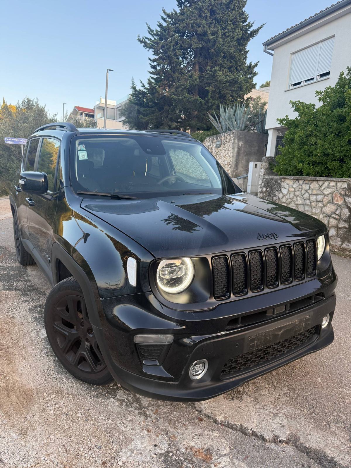 Jeep Renegade 1,6 MultiJet, fotografija 1